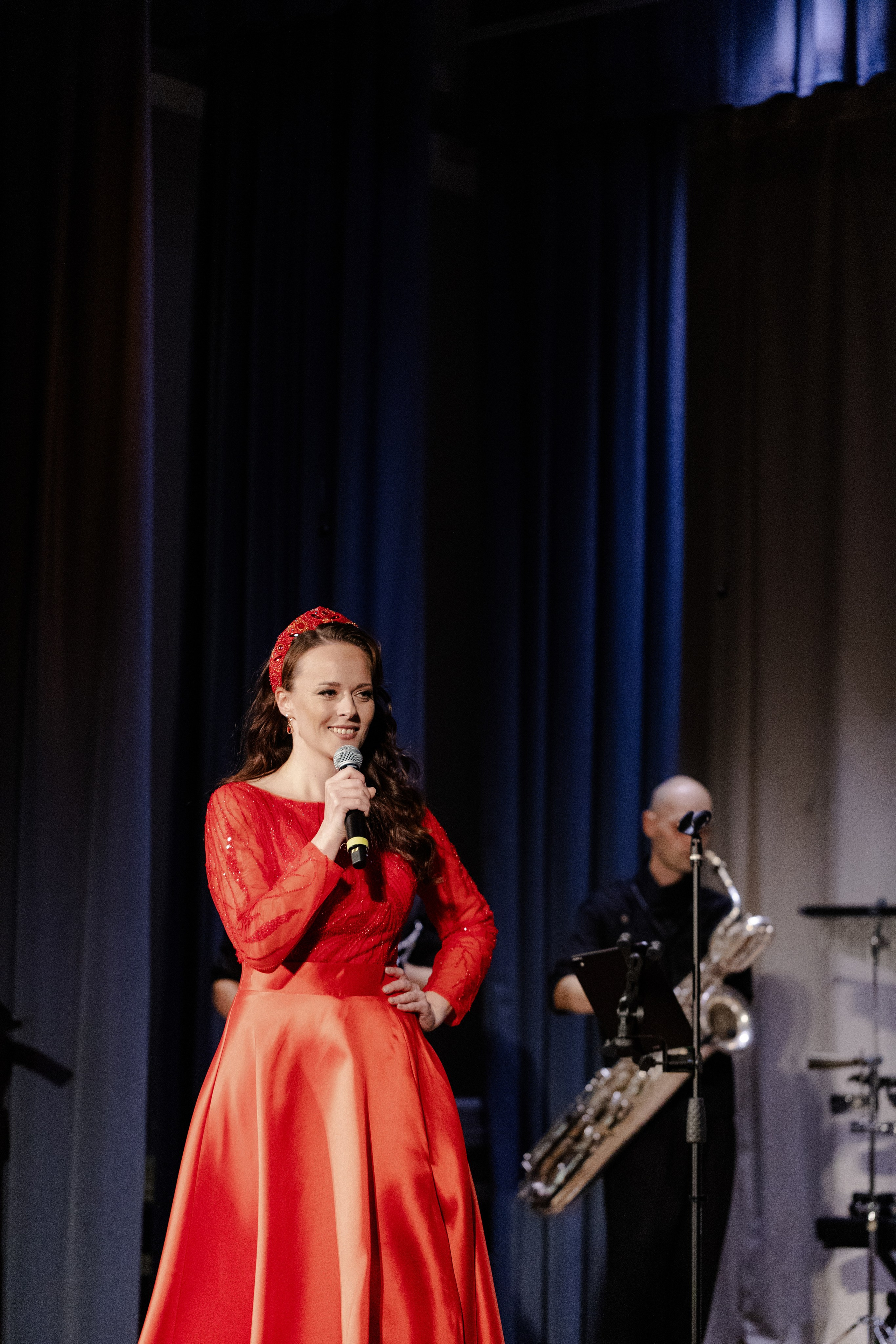 Сольный концерт 4.10. СУРОВЦЕВА project. Эстрадно-народный кавер-бэнд