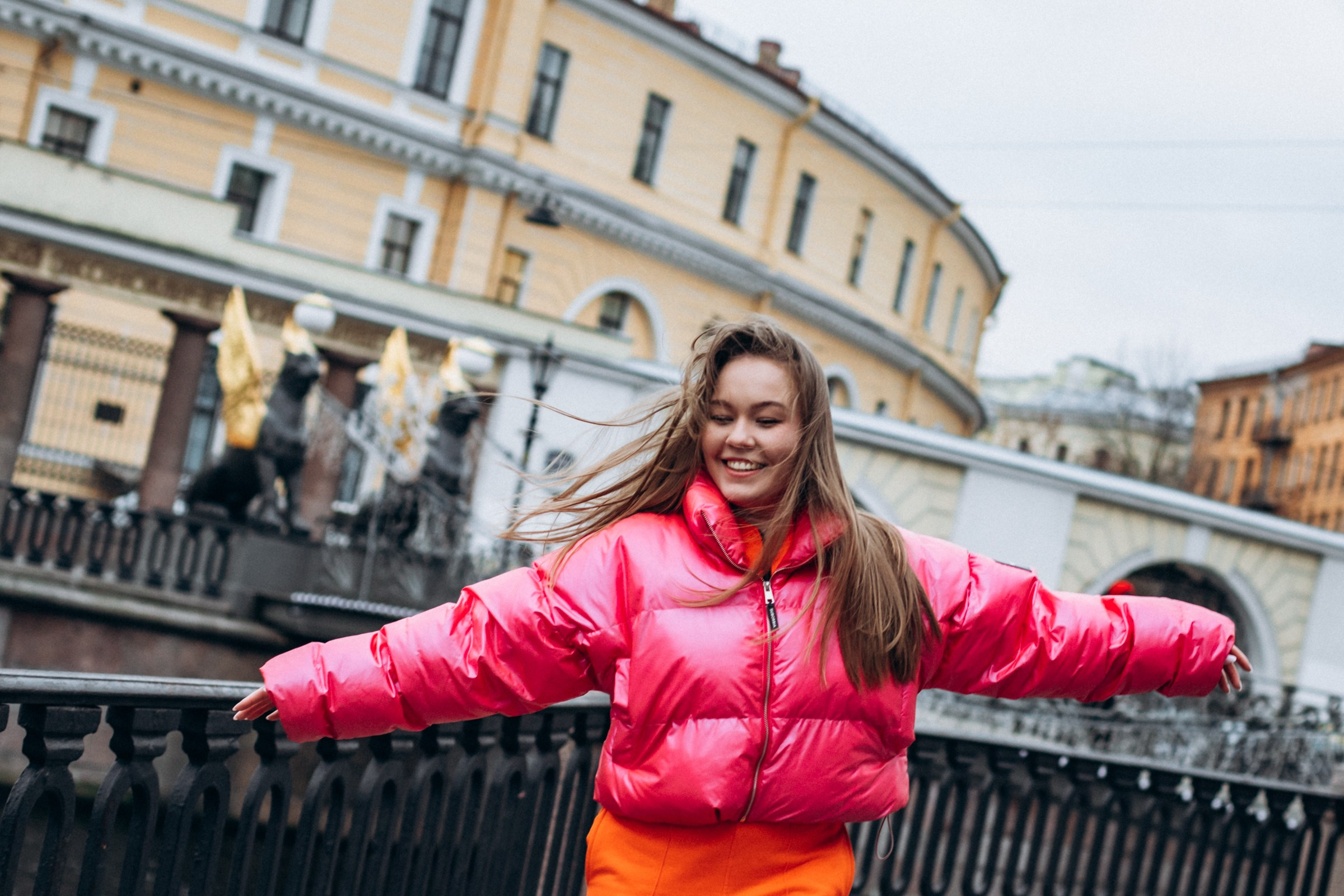 Анастасия в декабре. Фотопрогулка в Петербурге. Индивидуальный и семейный фотограф в Санкт-Петербурге