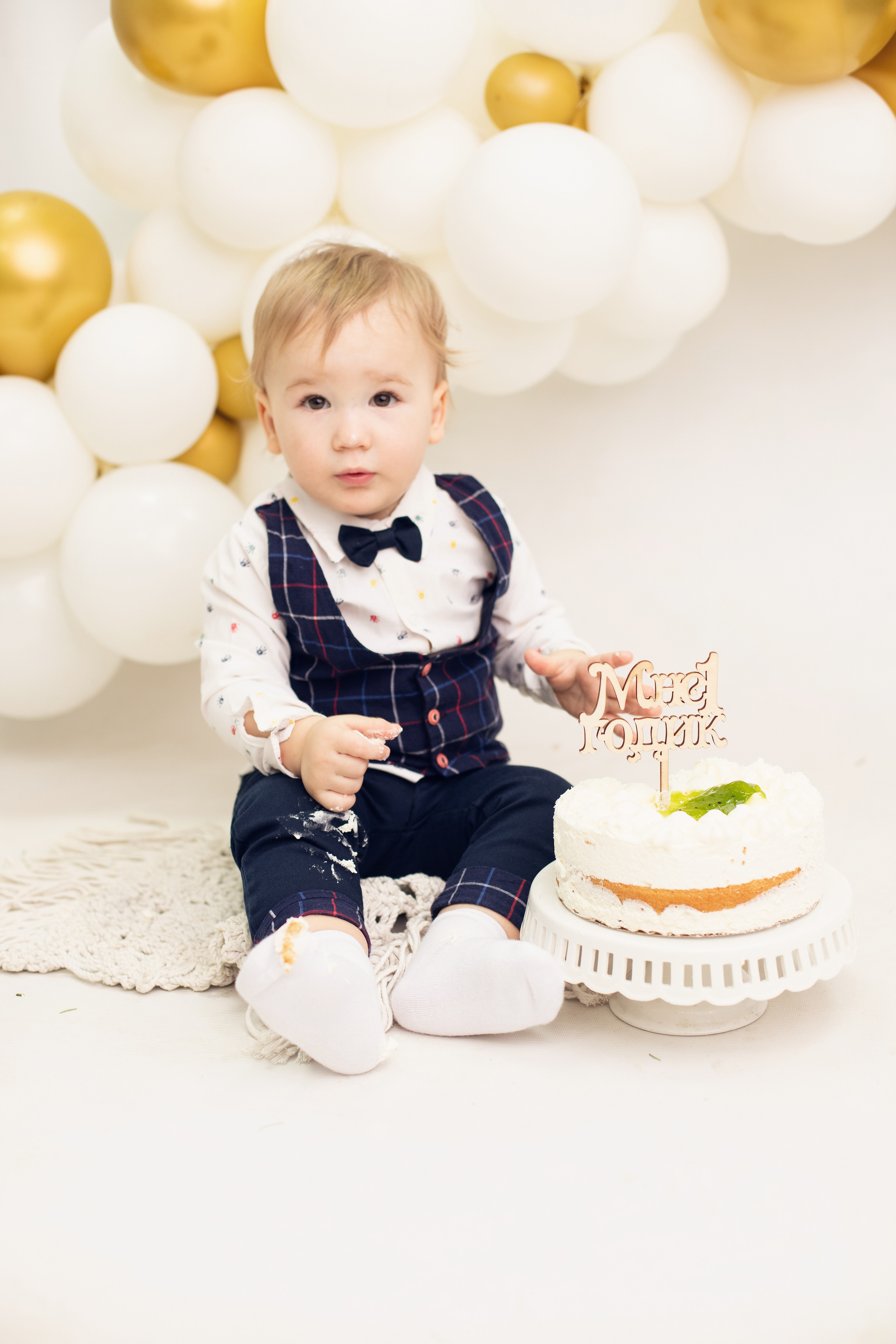 Годовасие Богдана. Фотограф новорожденных в г. Россошь Виктория Нечепуренко