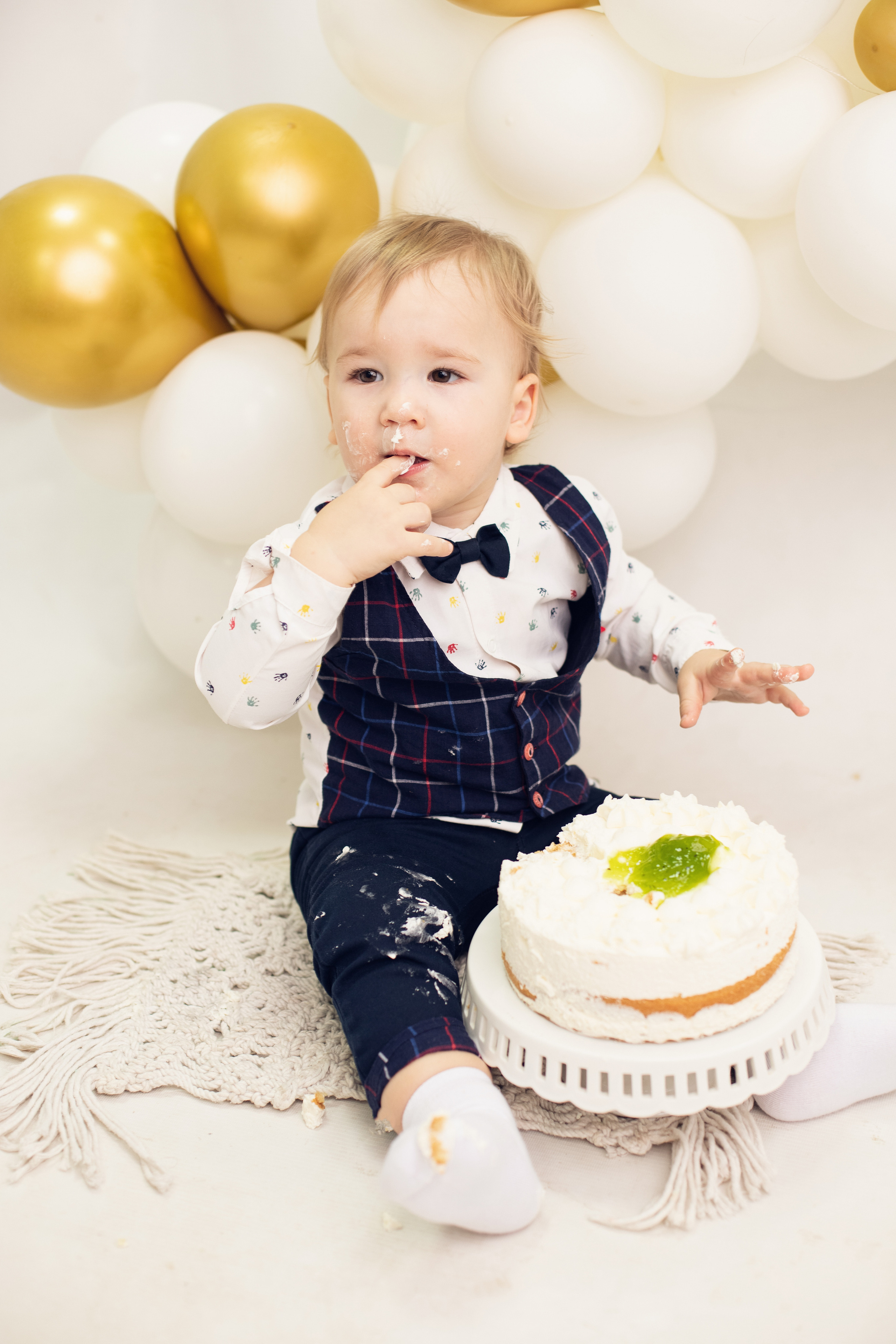 Годовасие Богдана. Фотограф новорожденных в г. Россошь Виктория Нечепуренко