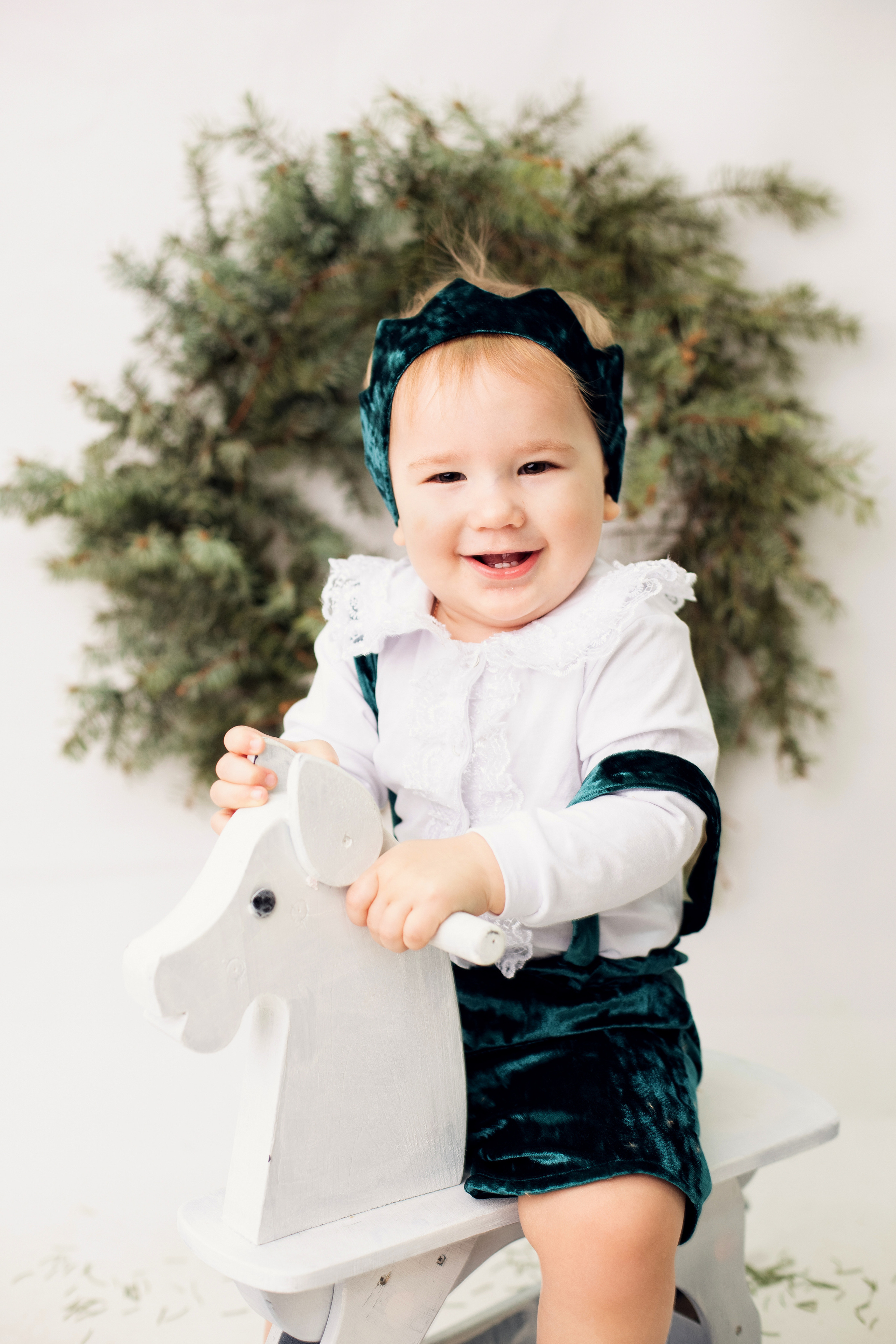 Годовасие Богдана. Фотограф новорожденных в г. Россошь Виктория Нечепуренко