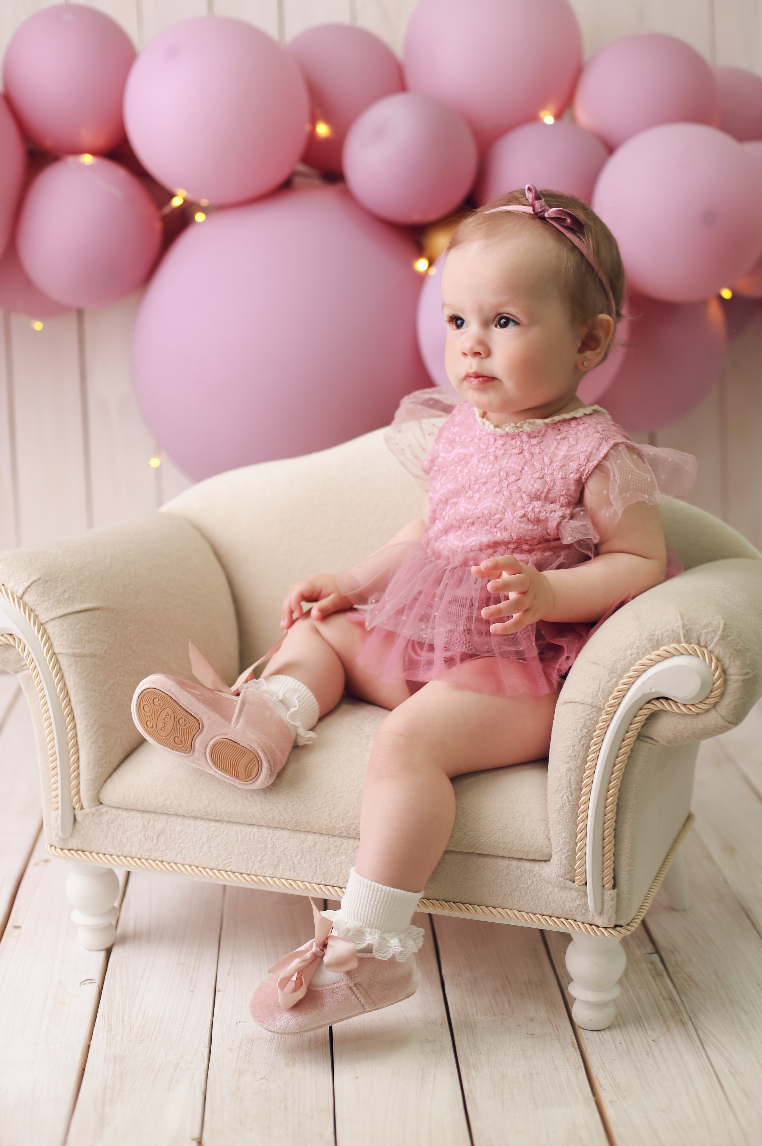 Годовасие Мирославы. Фотограф новорожденных в г. Россошь Виктория Нечепуренко