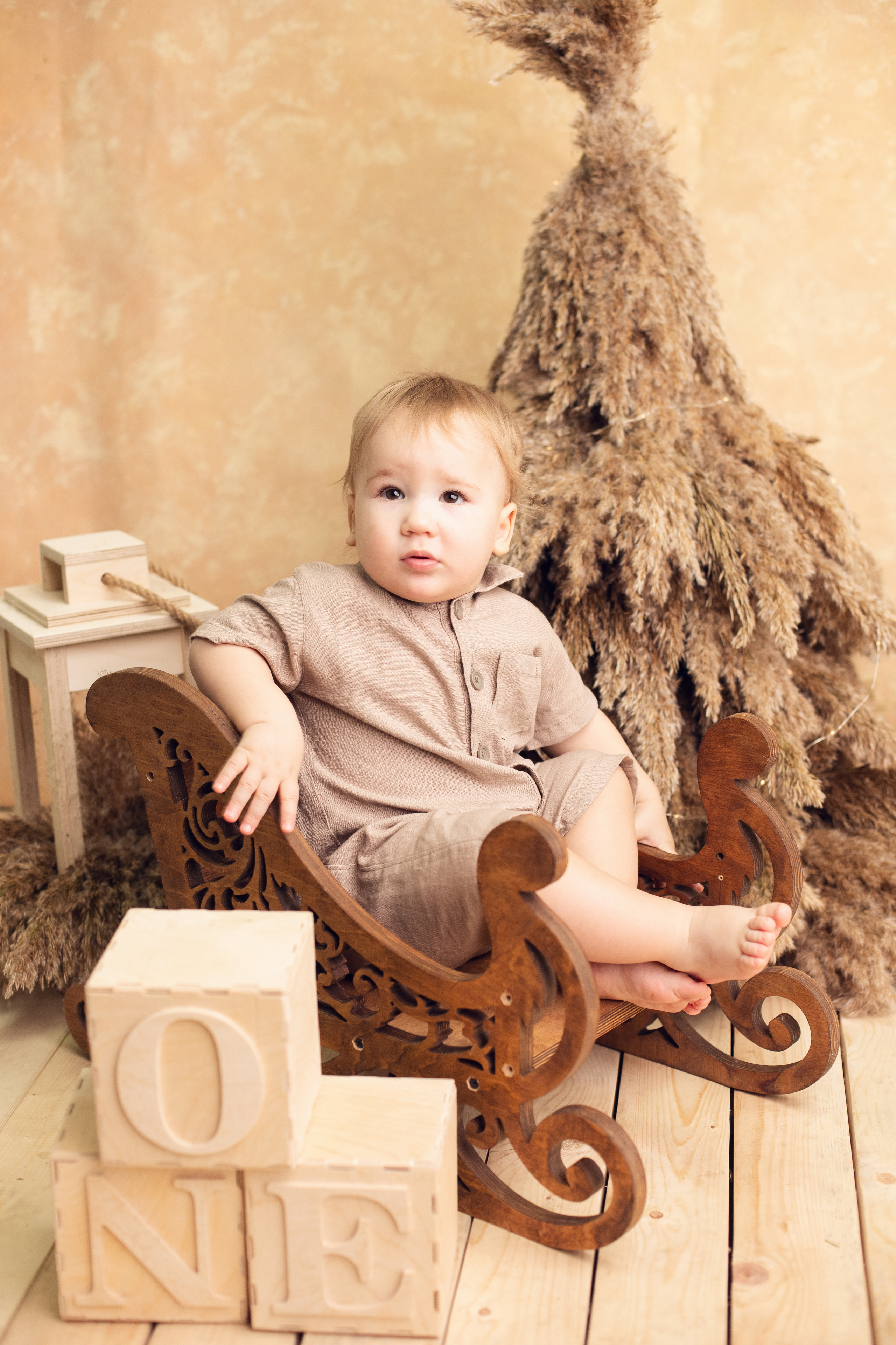 Годовасие Богдана. Фотограф новорожденных в г. Россошь Виктория Нечепуренко