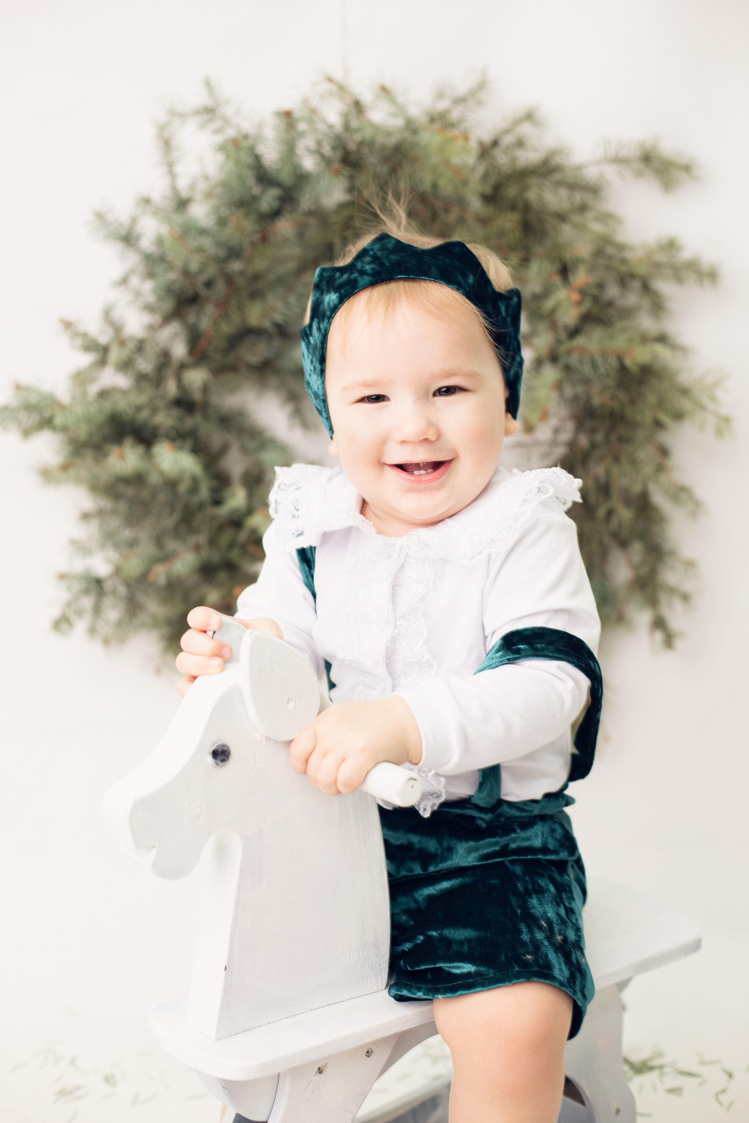 Годовасие Богдана. Фотограф новорожденных в г. Россошь Виктория Нечепуренко