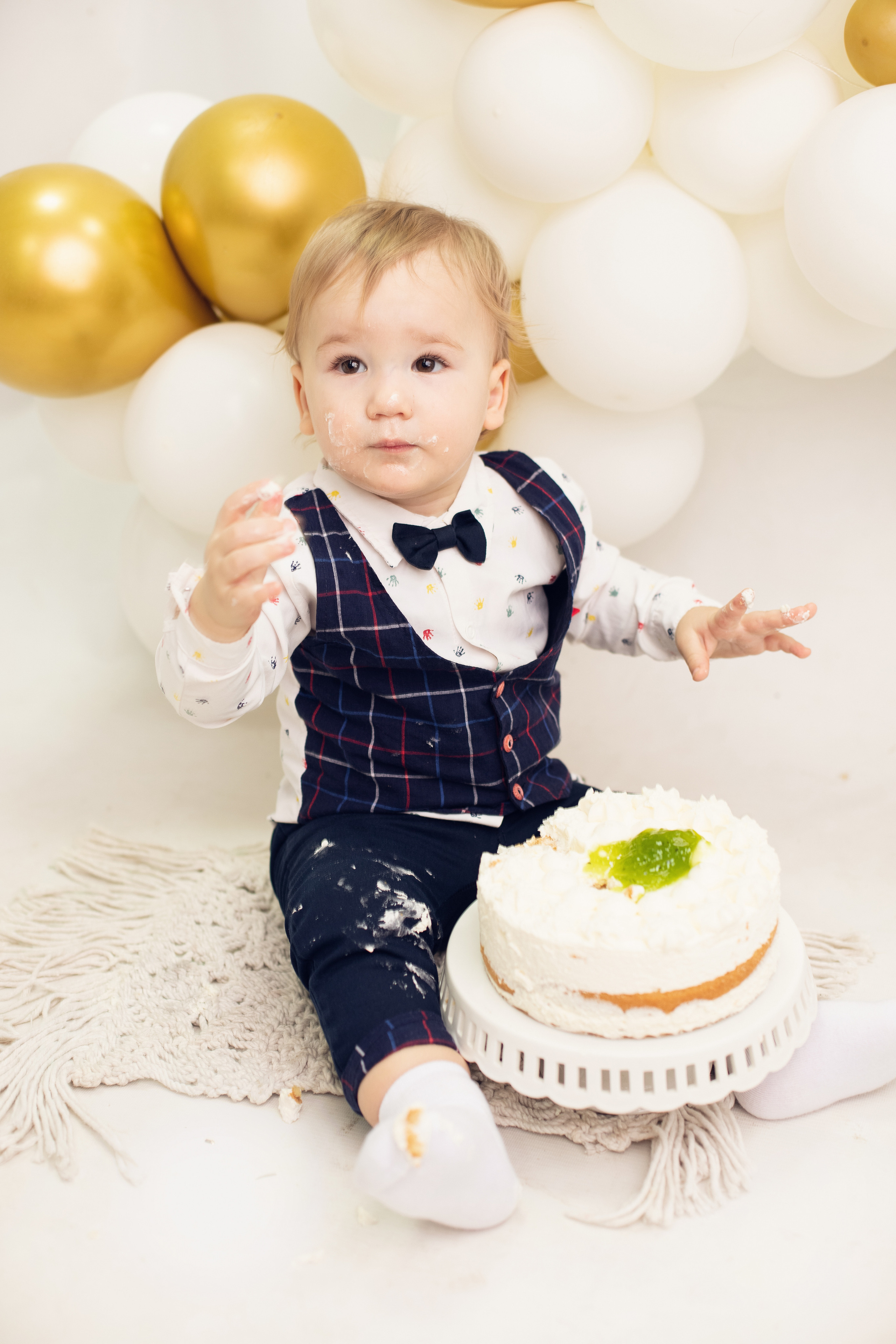 Годовасие Богдана. Фотограф новорожденных в г. Россошь Виктория Нечепуренко