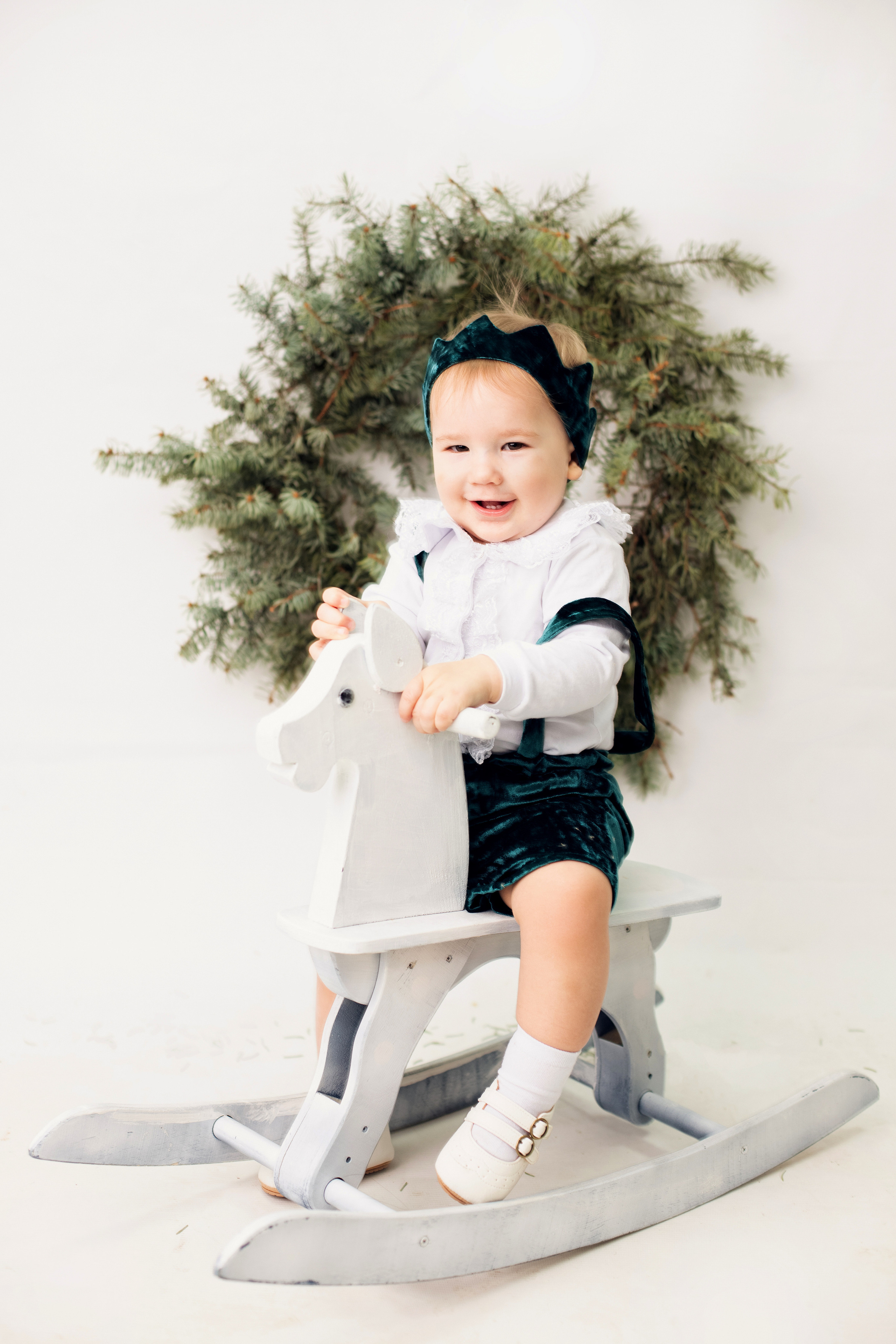 Годовасие Богдана. Фотограф новорожденных в г. Россошь Виктория Нечепуренко