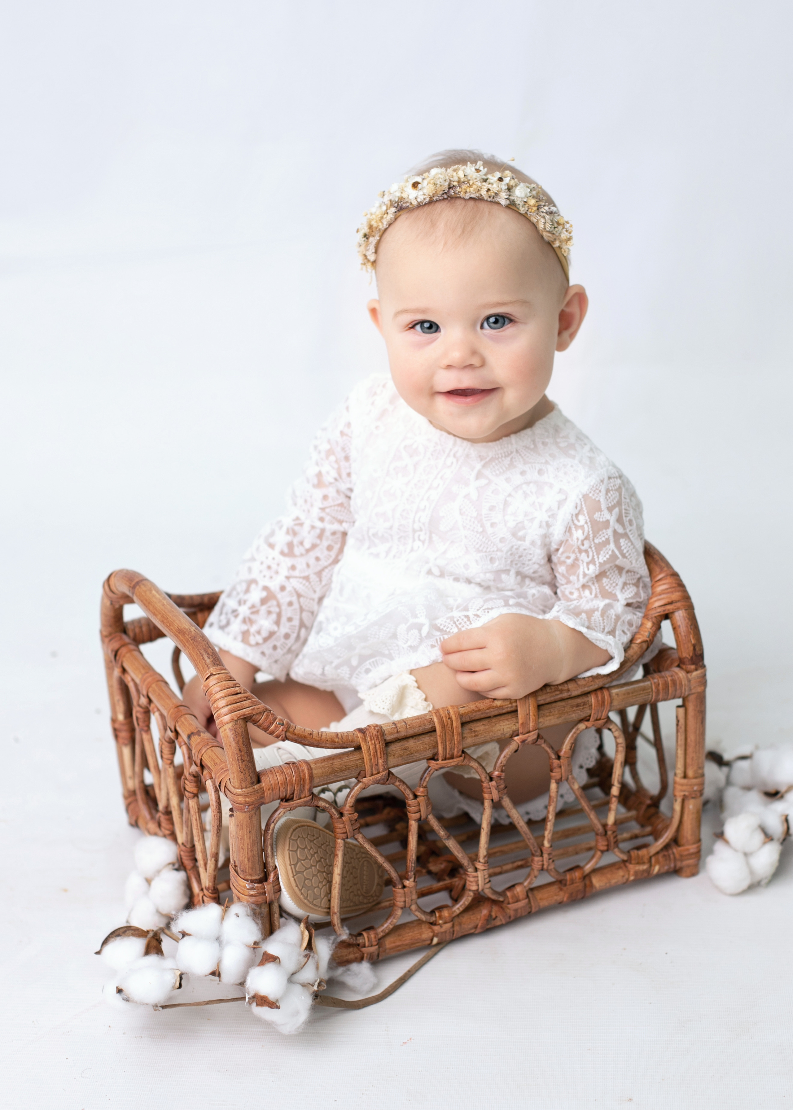 Годовасие. Фотограф новорожденных в г. Россошь Виктория Нечепуренко