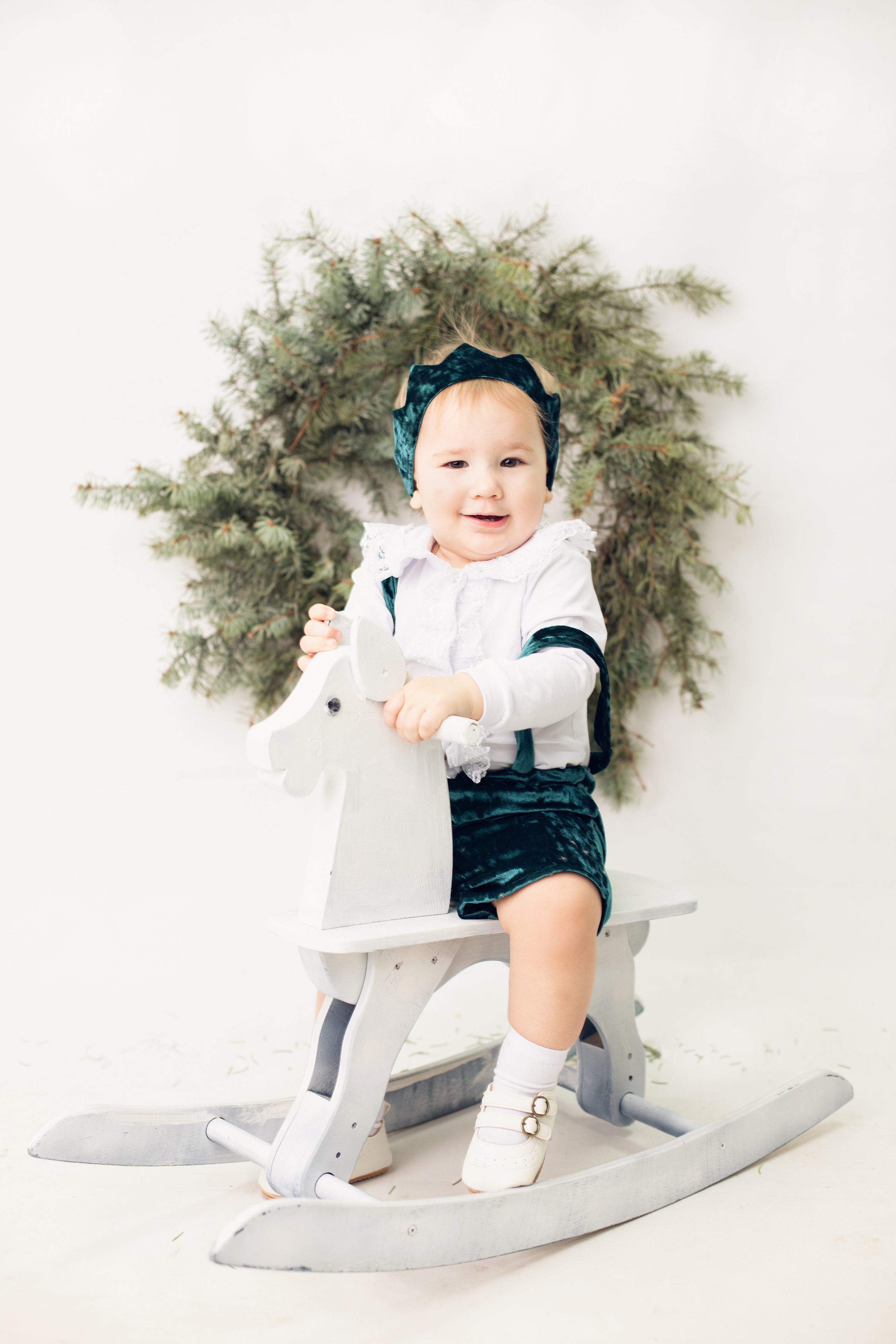 Годовасие Богдана. Фотограф новорожденных в г. Россошь Виктория Нечепуренко