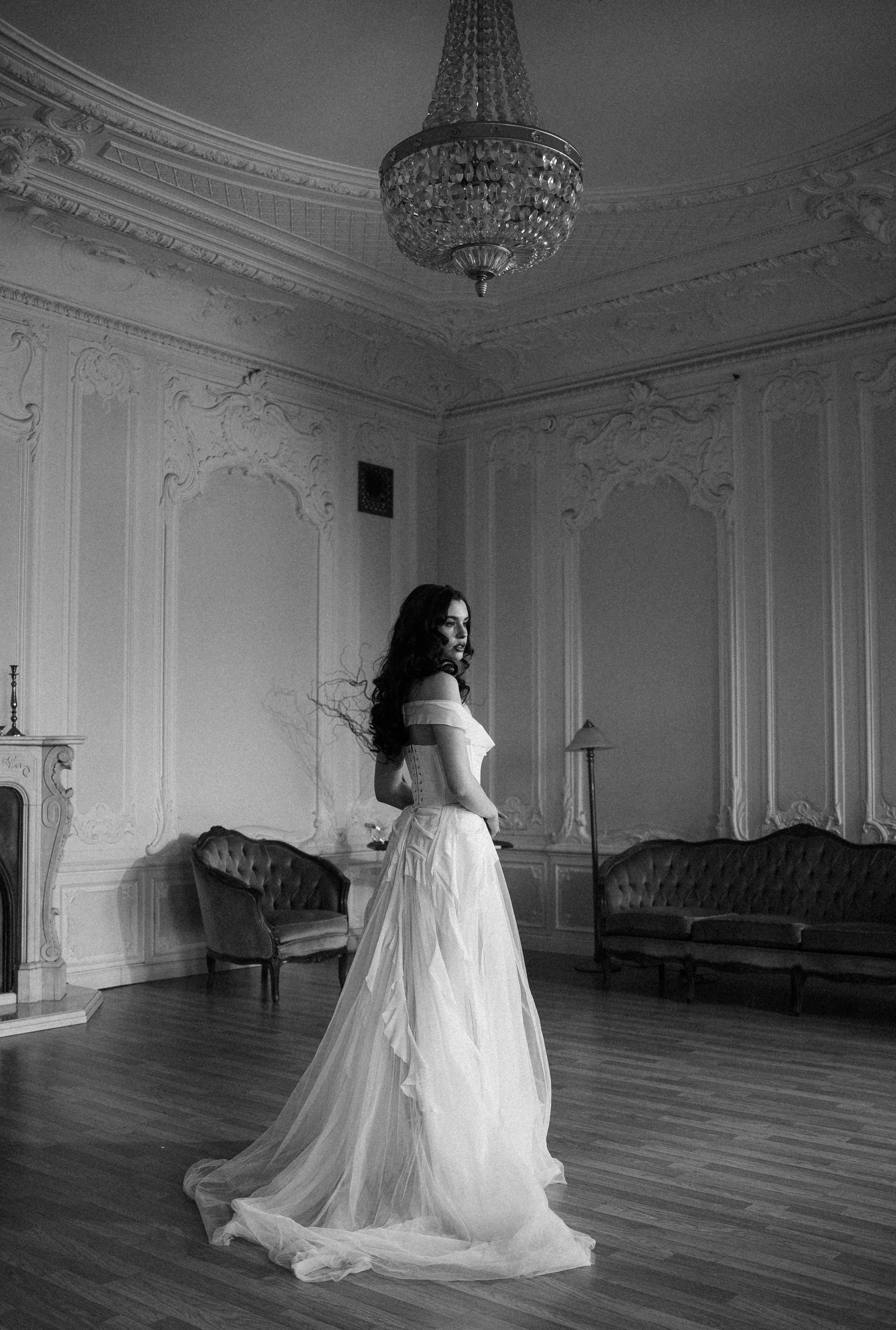 На этой странице представлена студийная фотосессия для девушки. Фотосессия в студии. женский портрет. Свадебная фотосессия СПб. Утро невесты СПб. Фотограф Санкт-Петербург. Федосова Елизавета - свадебный фотограф спб