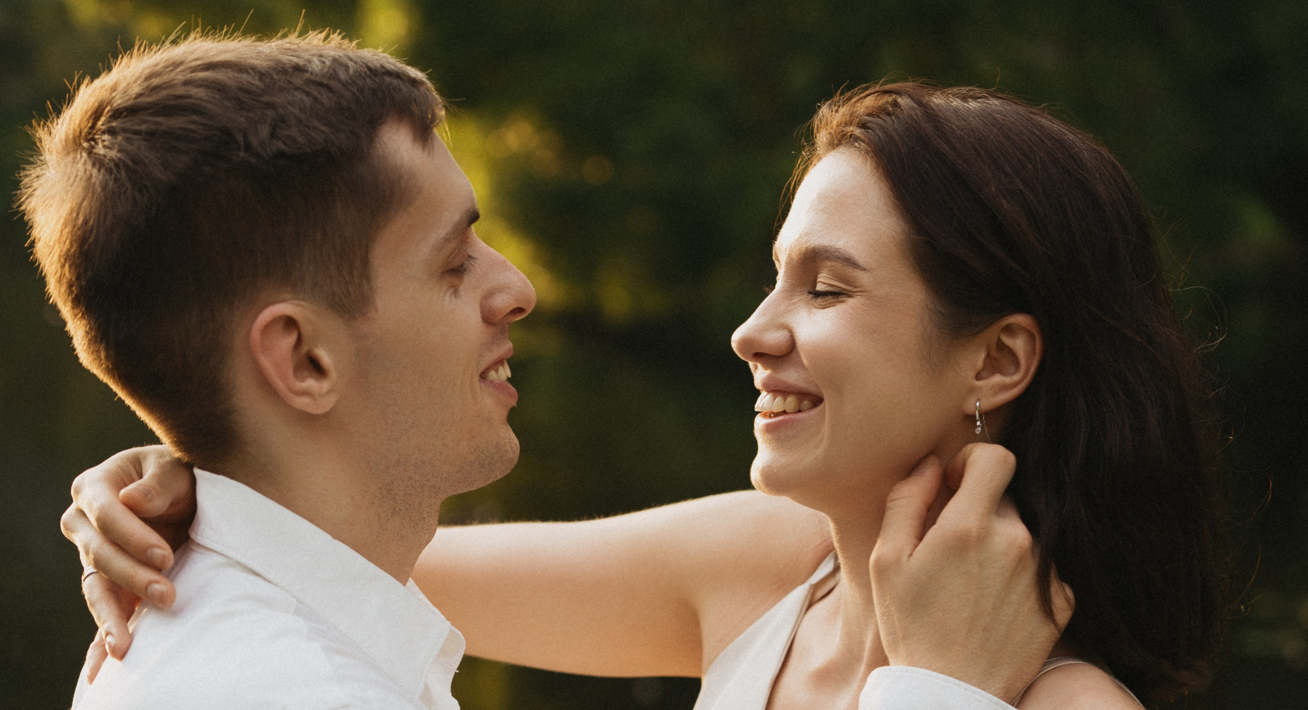 Фотосессия лавстори в парке