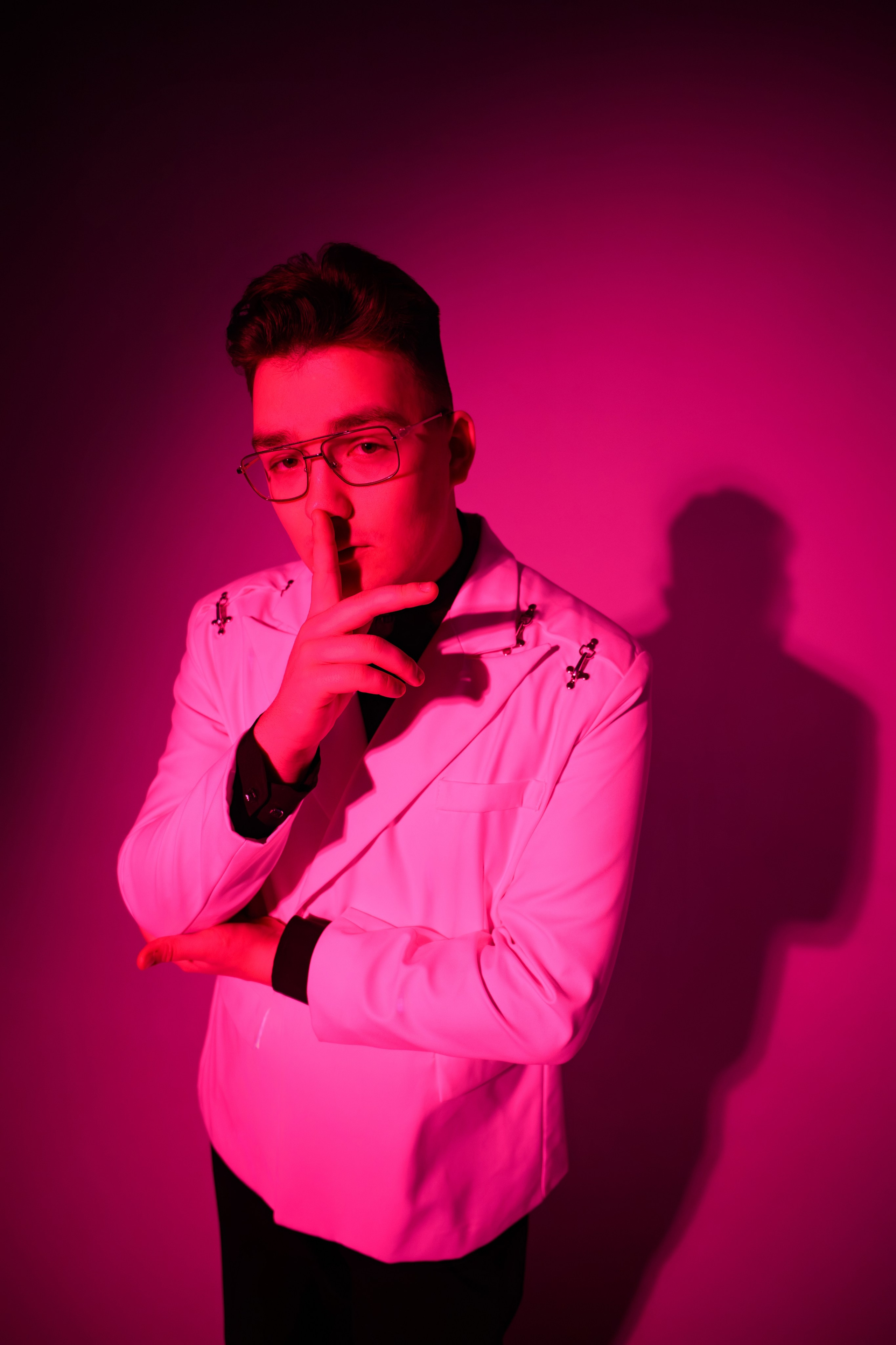 Ведущий Даниил. Репортажный фотограф в Кирове Александр Лутошкин