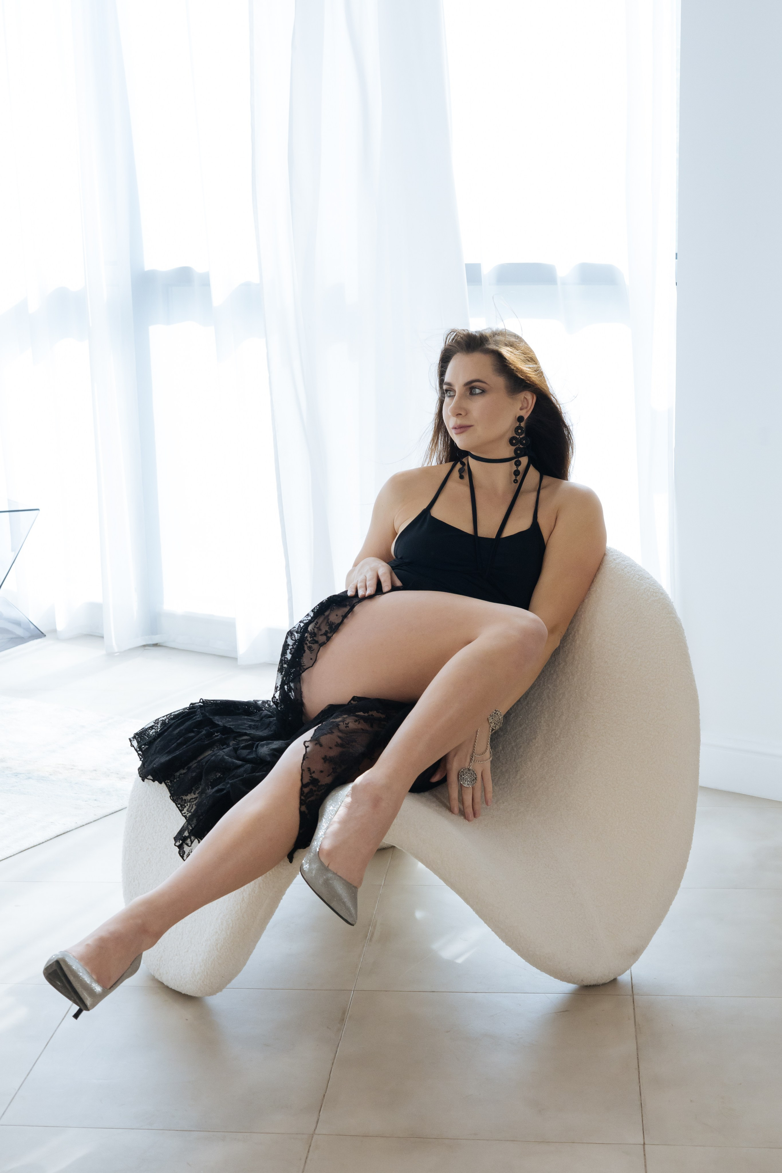 ЖЕНСКИЕ ПОРТРЕТЫ СТУДИЯ 2025. Фотограф Красноярск съемки лавстори, фотосессия в студии, портретная съемка, творческие фотосессии