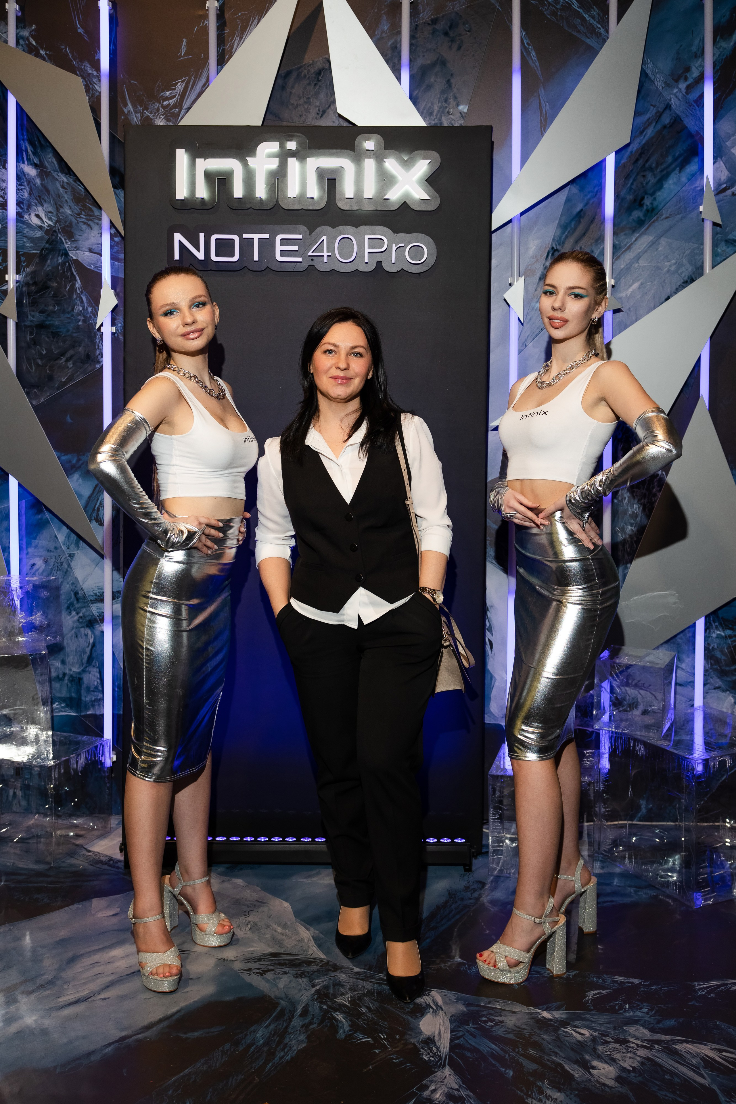 Презентация Infinix. Свадебный репортажный фотограф в Москве