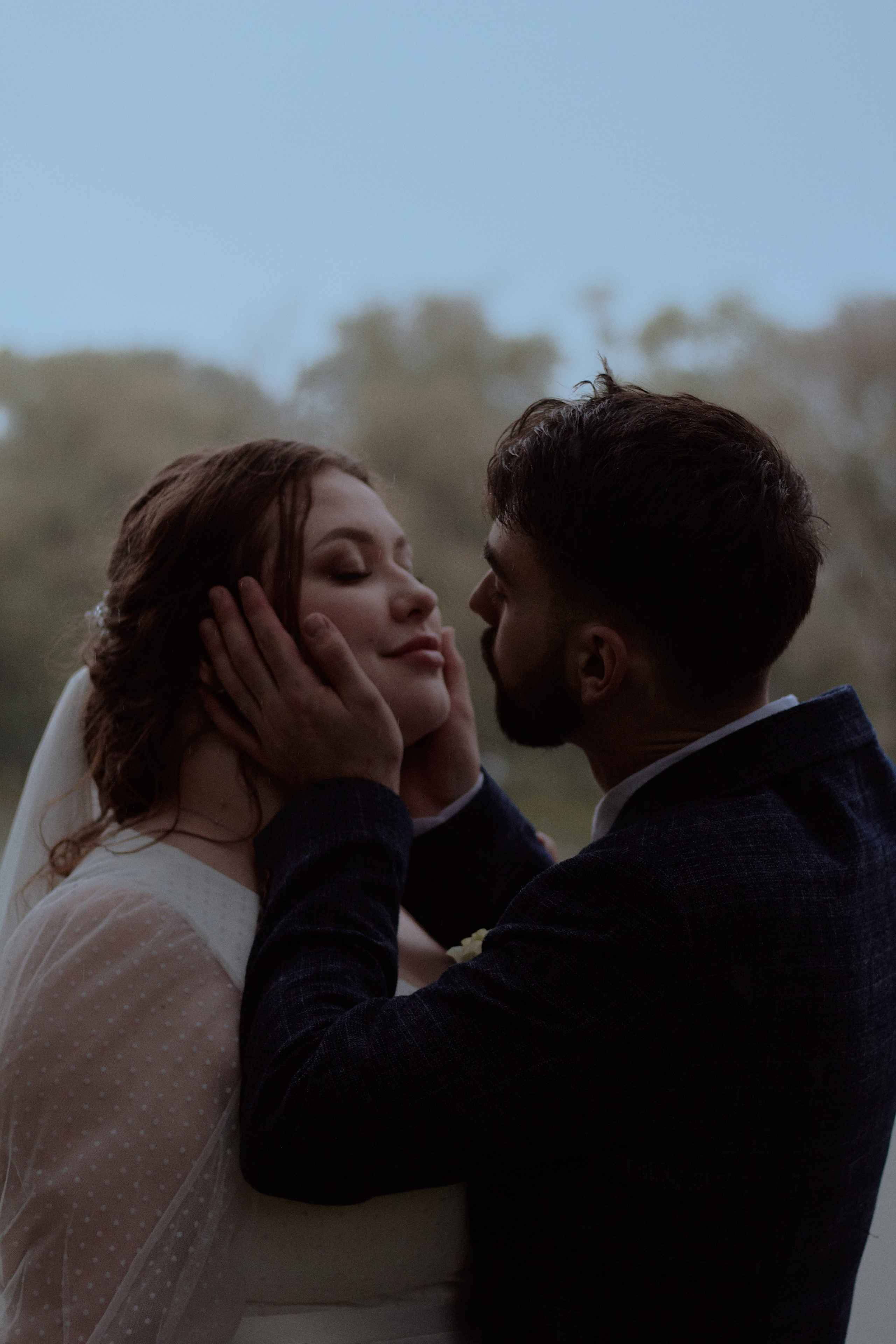 Виктория и Даниэль. Владимирский храм. Фотограф лавстори Москва/МО Приятелева Ангелина