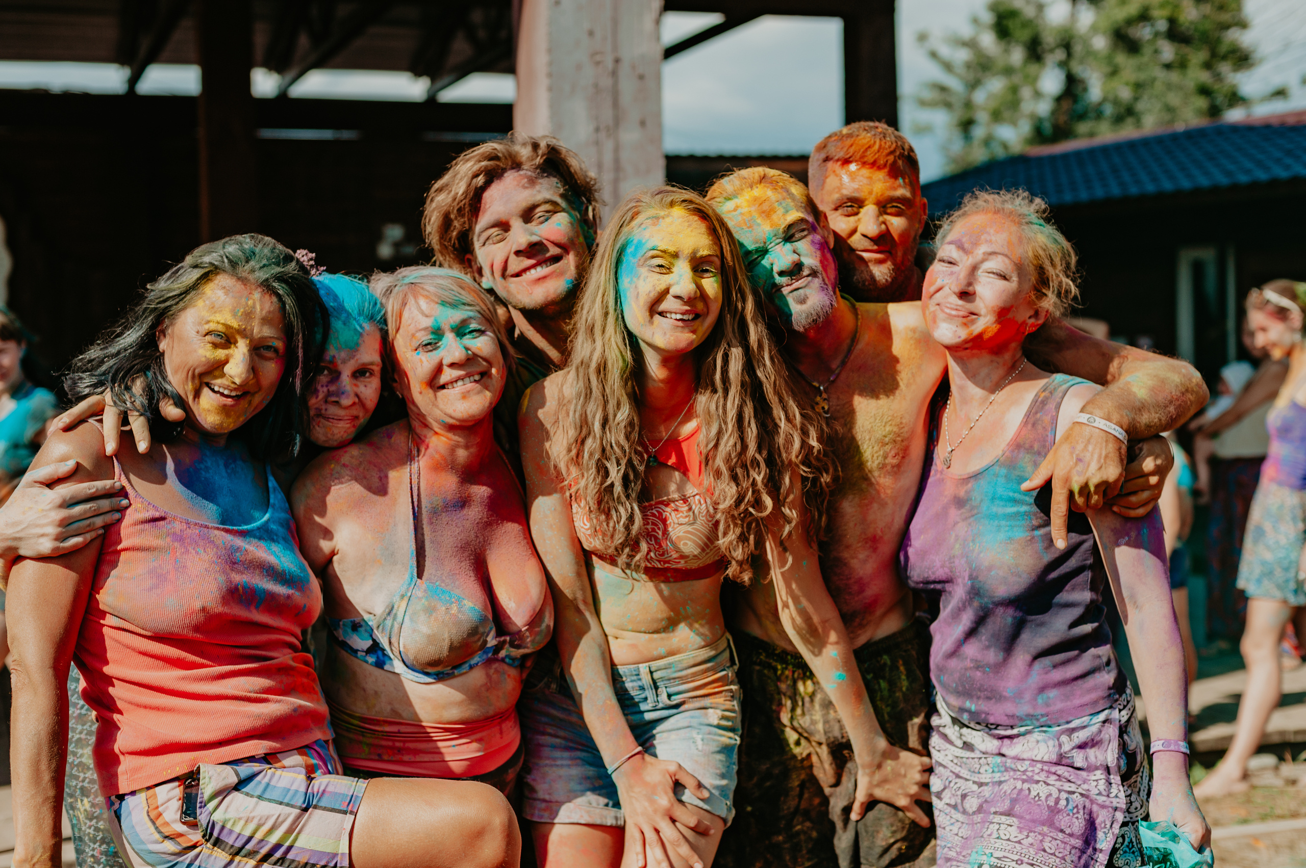 Праздник красок Холи на Фестивале Асана. Семейный фотограф Ульяна Вишнякова