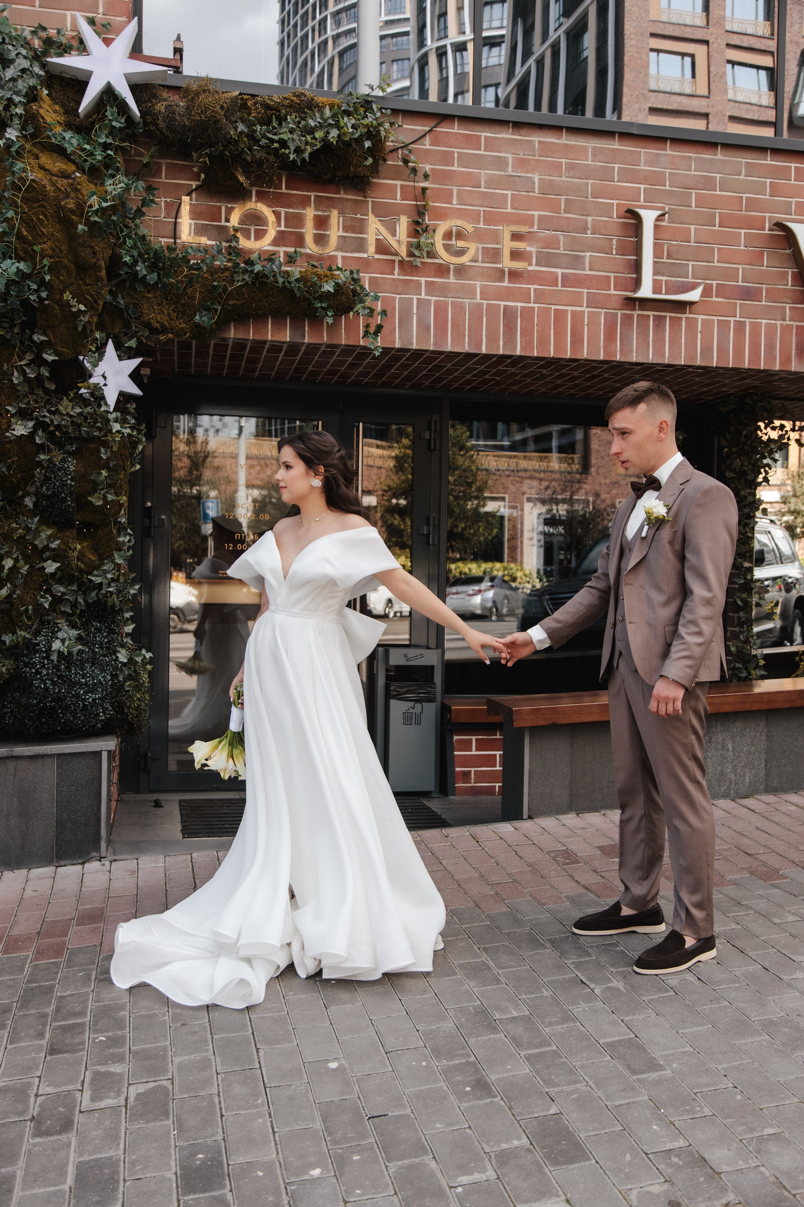 Радищева / Сакко и Ванцетти (Тихвин). Свадебный и семейный фотограф Екатеринбург Настя Саедгалина