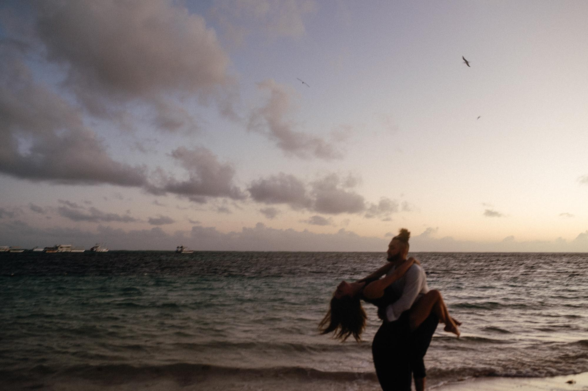 2021 Доминикана. Рома, Лера и океан. Свадебный фотограф Абрамова Ксения