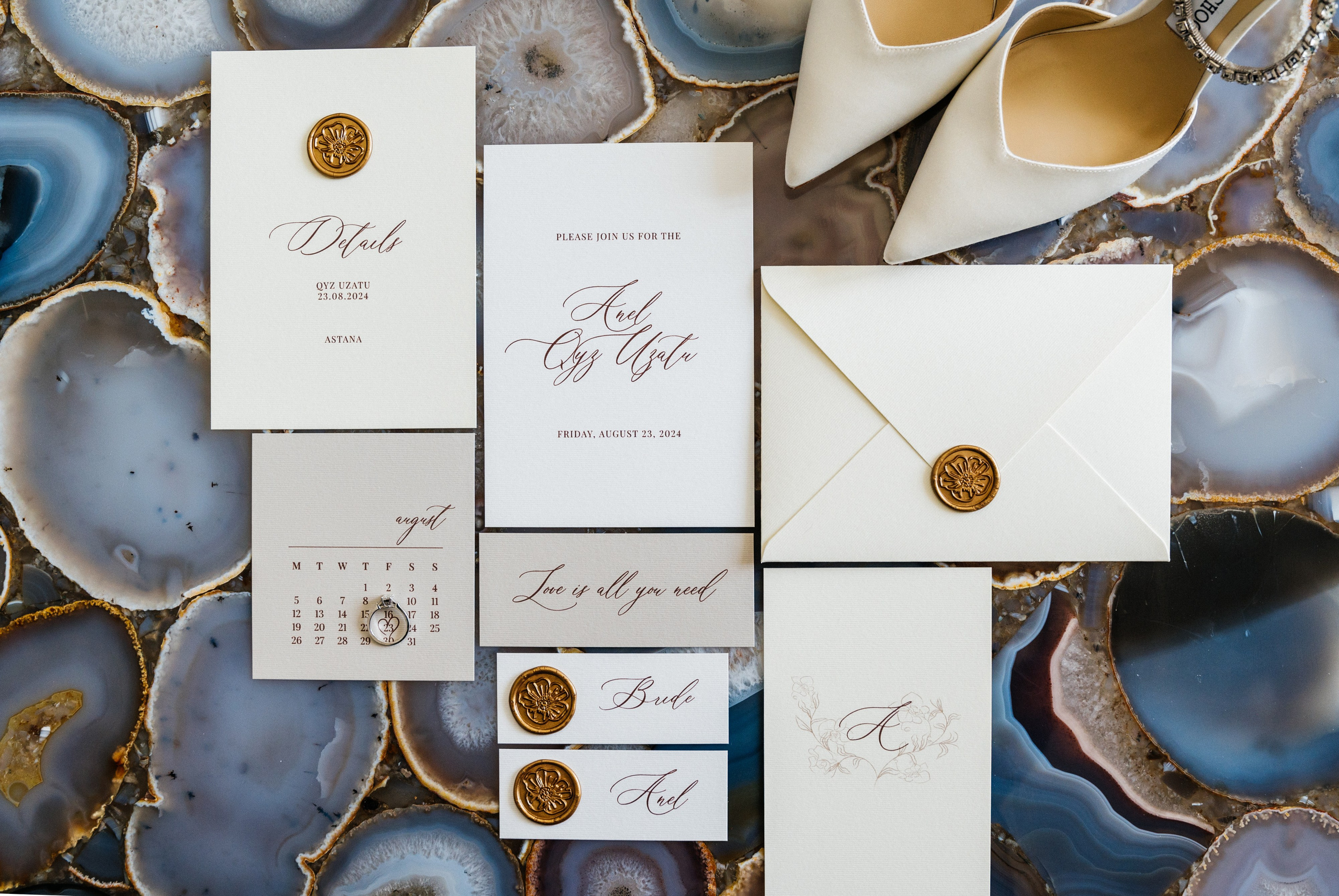 ANEL QYZ UZATU. HOME