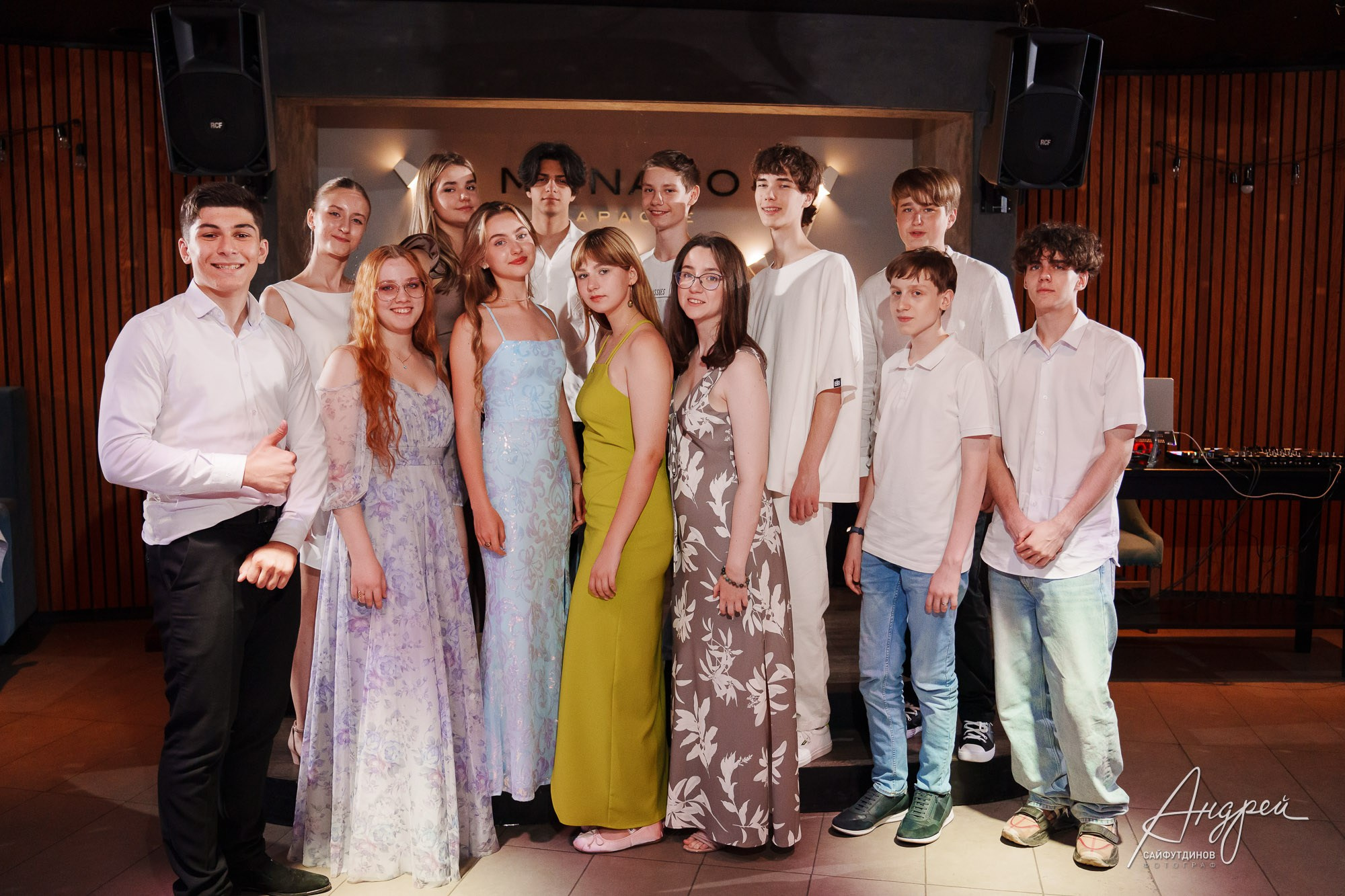 Выпускной 9а Азъбукаведи. Свадебный и семейный фотограф в Ростове-на-Дону. Андрей Сайфутдинов