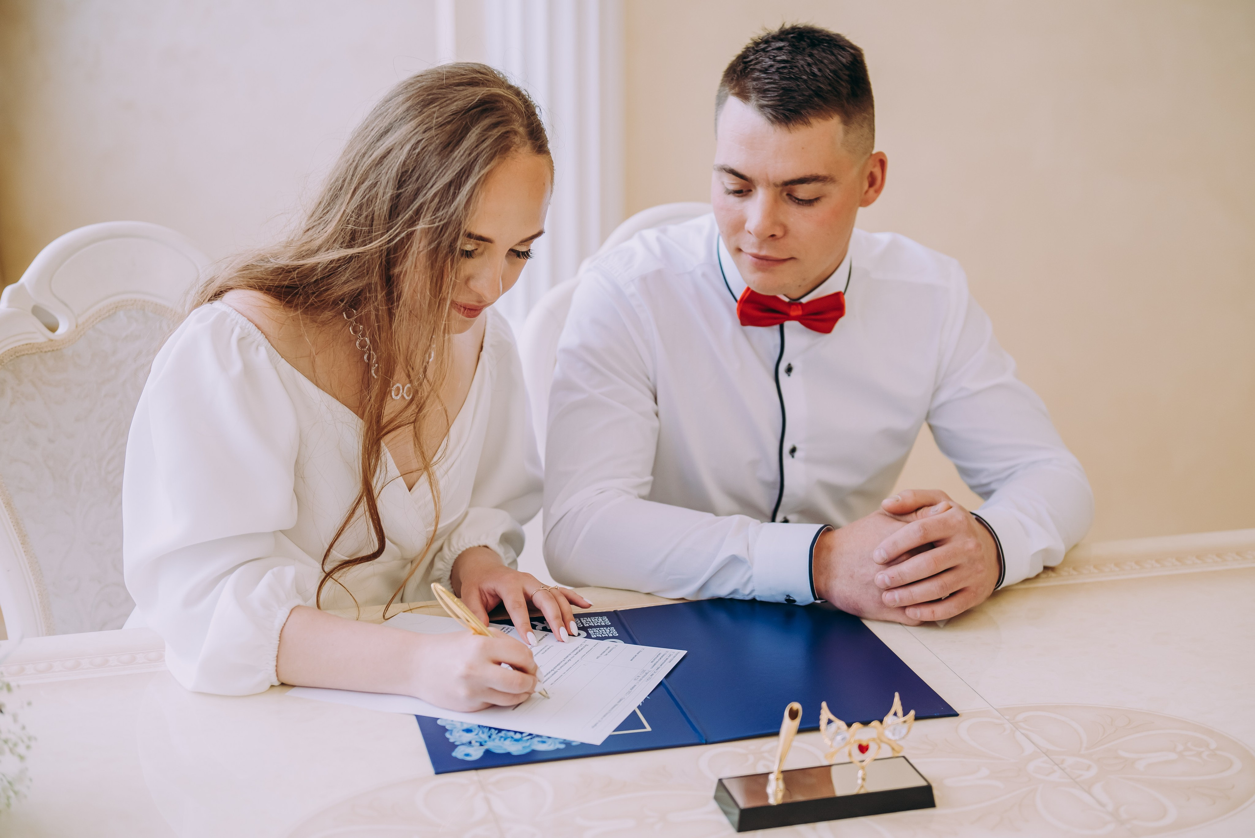 Свадебная фотосессия в центральном загсе в г. Кемерово