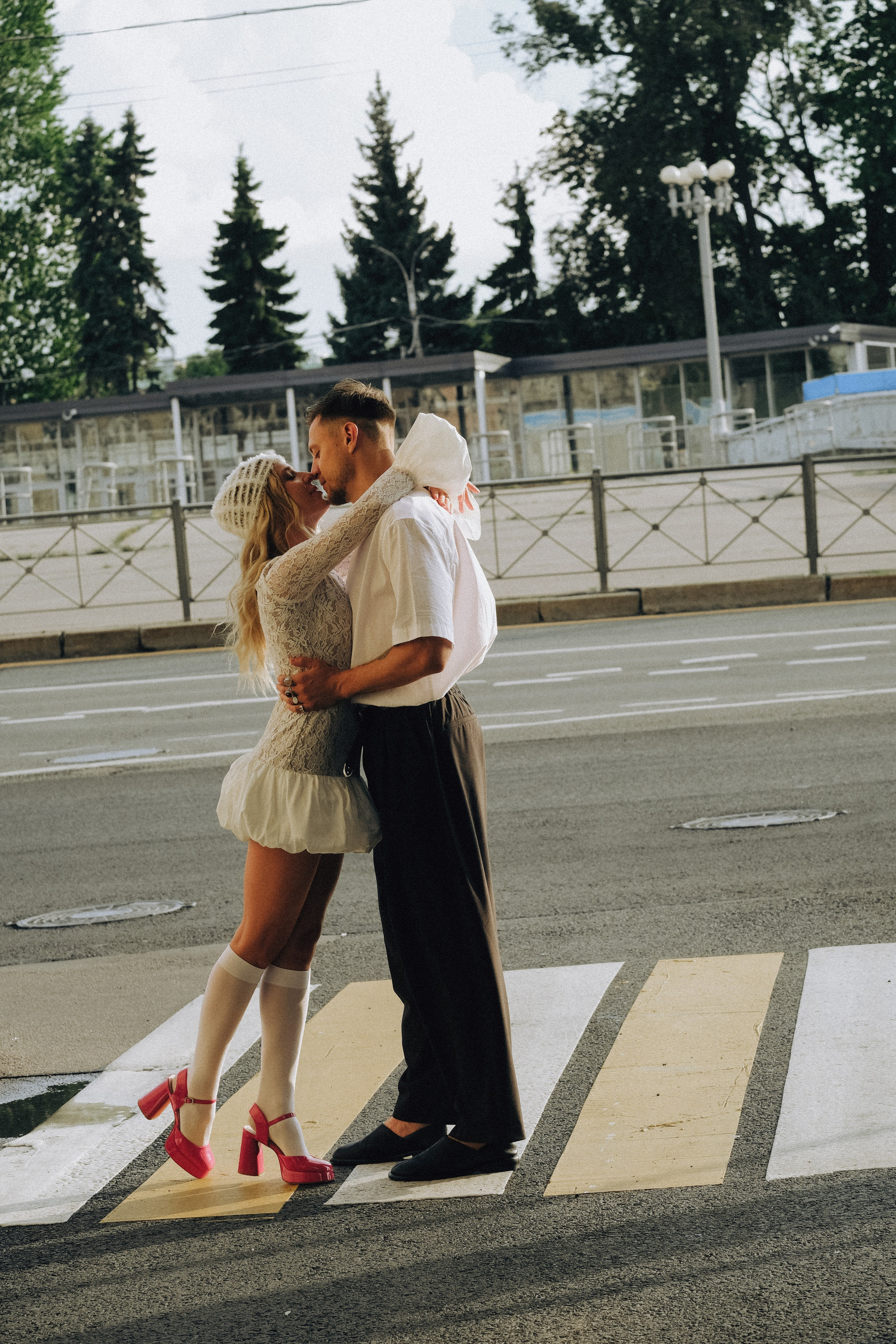 СВАДЕБНАЯ СЬЕМКА С КАБРИОЛЕТОМ В САНТК-ПЕТЕРБУРГЕ НА ПЕТРОГРАДКЕ В ОТЕЛЕ ПАНОРАМИКА. Профессиональный фотограф, Санкт-Петербург — Виктория Богомолова