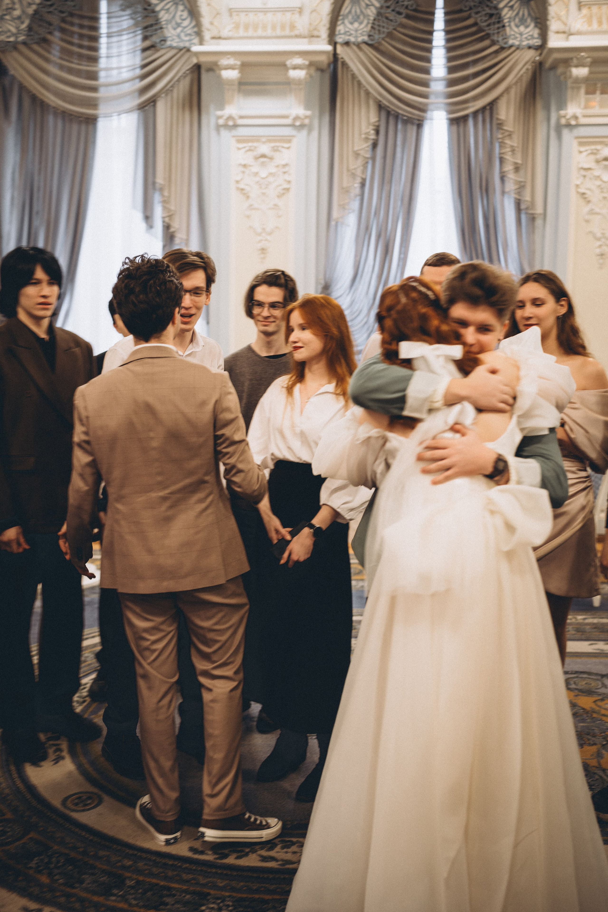 СВАДЕБНАЯ СЬЕМКА ВО ВТОРОМ ДВОРЦЕ С ГОСТЯМИ И ПРОГУЛКА В ТАВРИЧЕСКОМ САДУ. Профессиональный фотограф, Санкт-Петербург — Виктория Богомолова