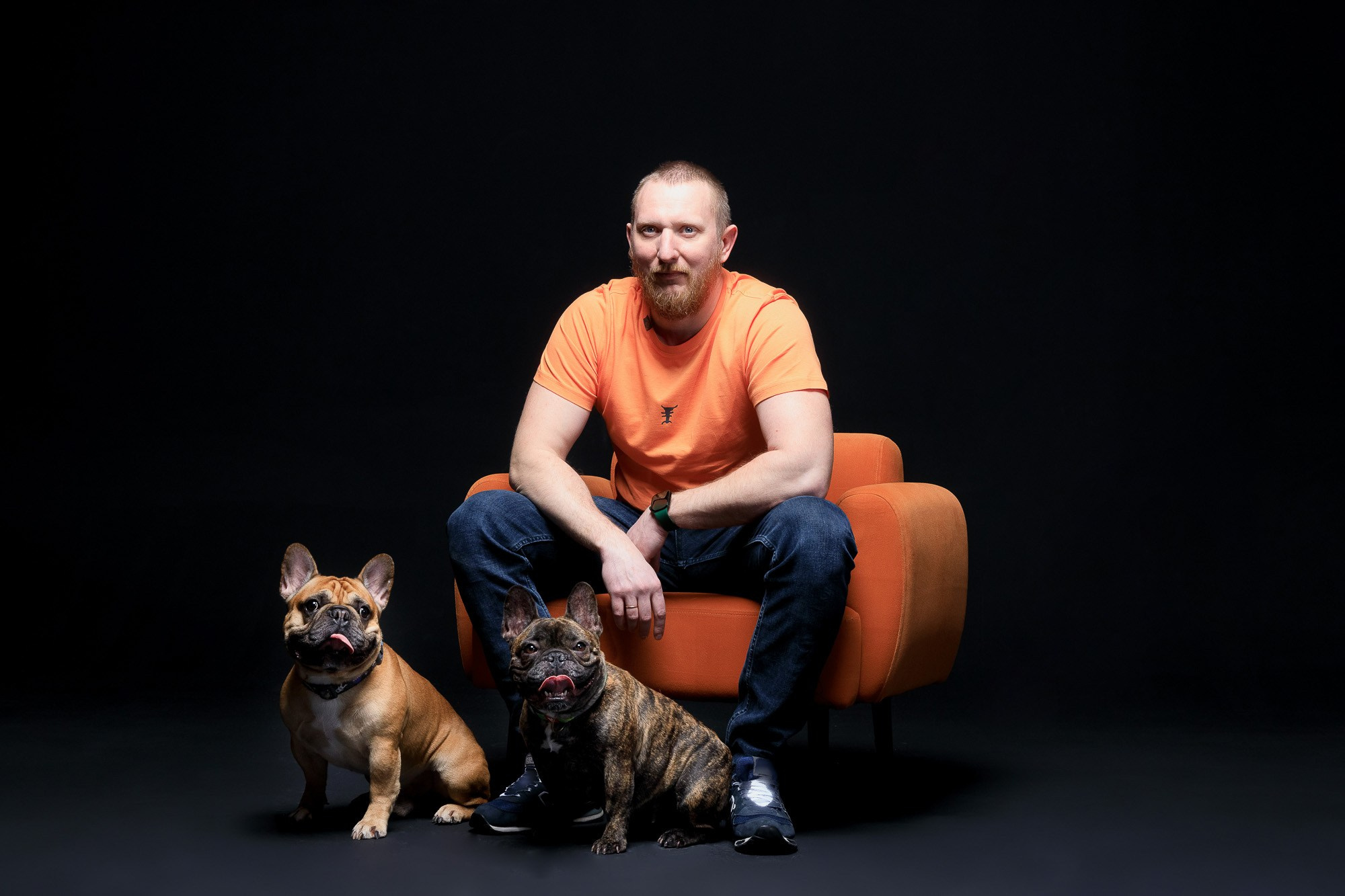 Семейная фотосессия с питомцами в студии. Фотограф в Саратове Ольга Мазлова