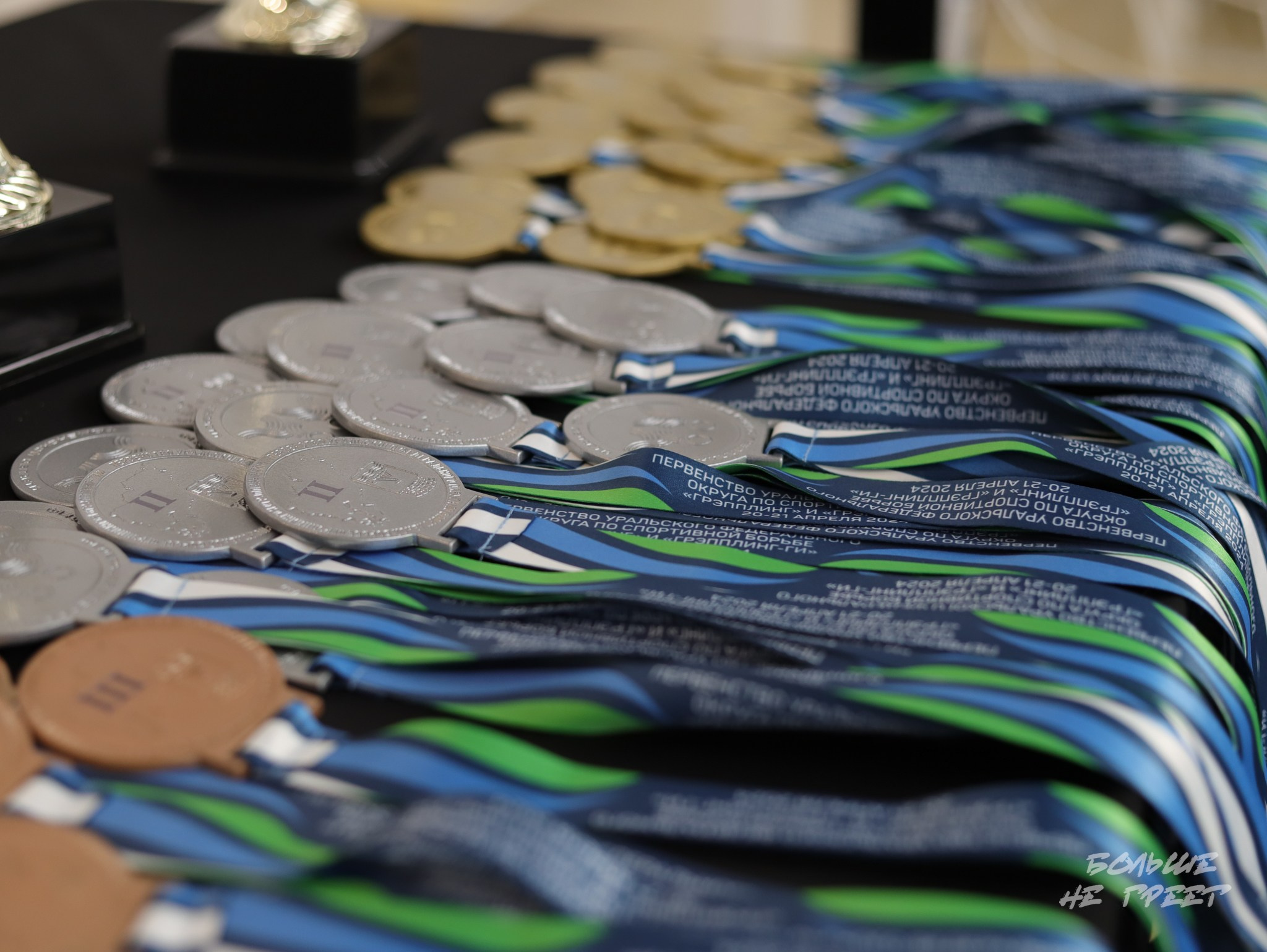 ПЕРВЕНСТВО УРФО ПО СПОРТИВНОЙ БОРЬБЕ ГРЭППЛИНГ И ГРЭППЛИНГ-ГИ. Больше не греет