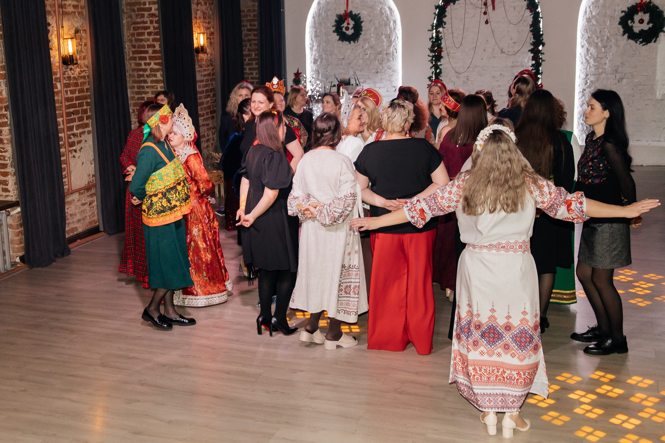 ЛогоЁлка2025. Семейный фотограф в Рязани и Рязанской области