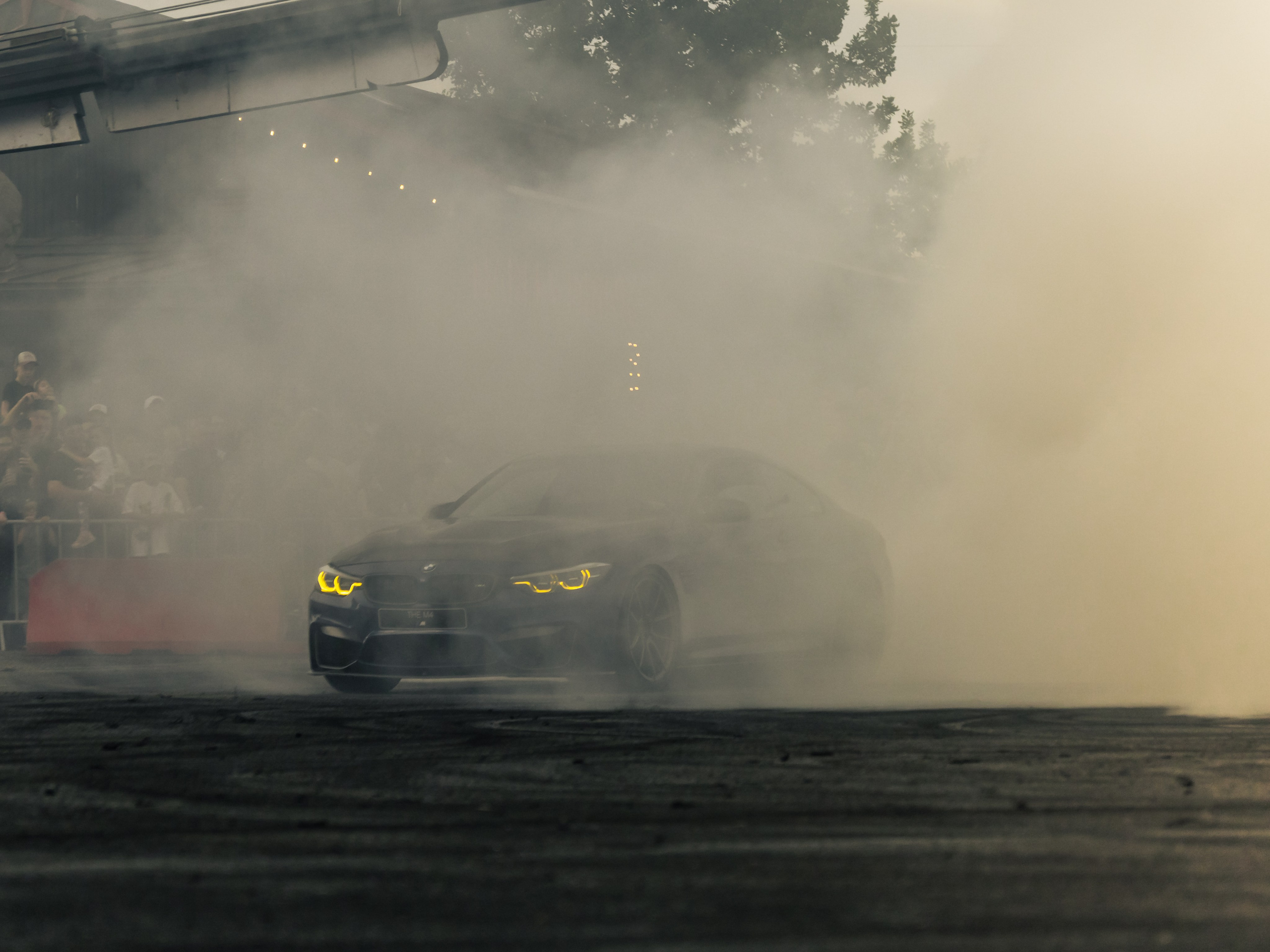 TURBO NIGHT. Opasnophoto