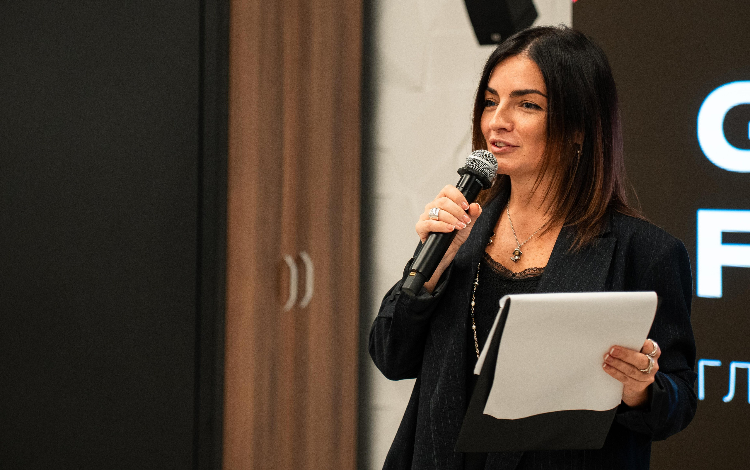 Global Tech Forum 27.03.2026. Коммерческий и художественный фотограф и видеограф в Москве Арсений Тургенев