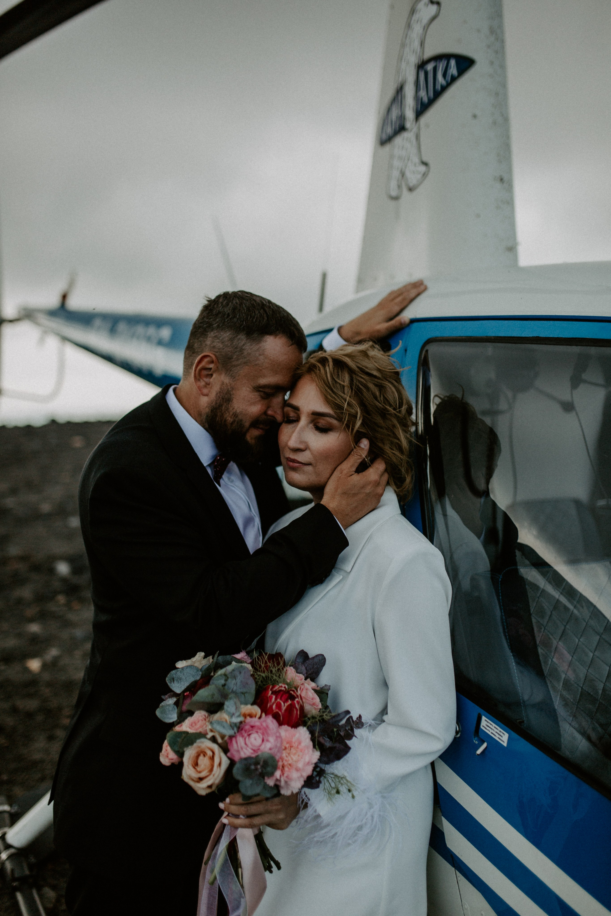 Ветролетный полет Вулкан Малый Семячик. Свадебное фото и видео на Камчатке. Туристические маршруты