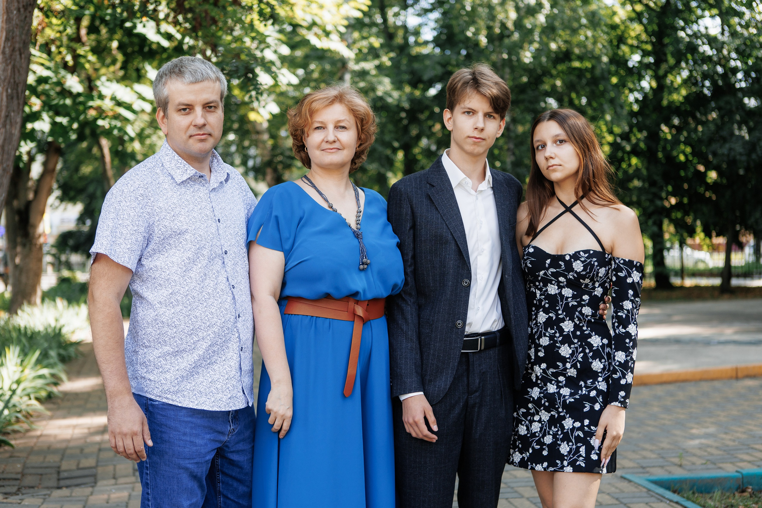 Выпускной Гимназия 12 2024 г. Свадебный и портретный Фотограф в Липецке Дмитрий Котюков