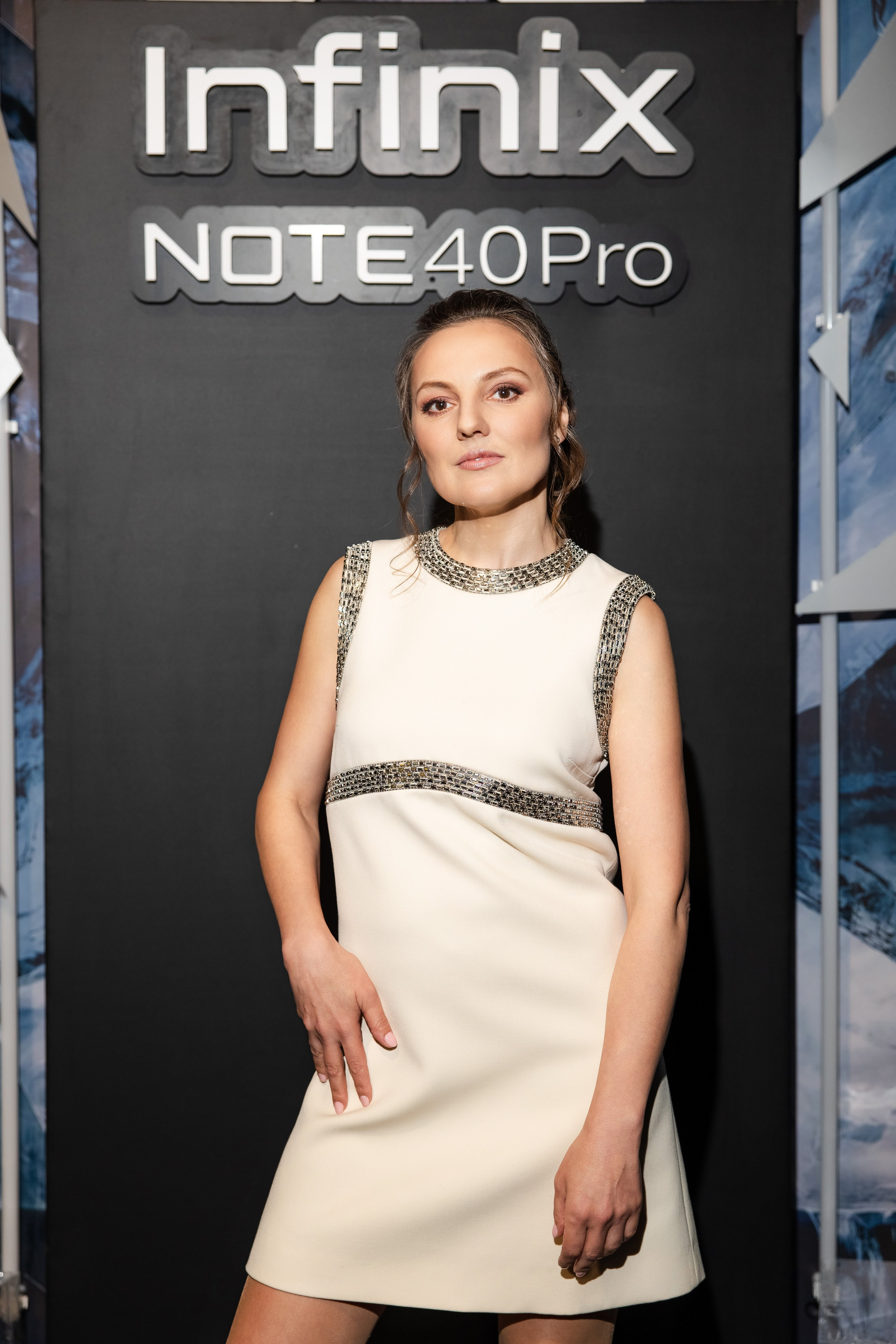 Презентация Infinix. Свадебный репортажный фотограф в Москве