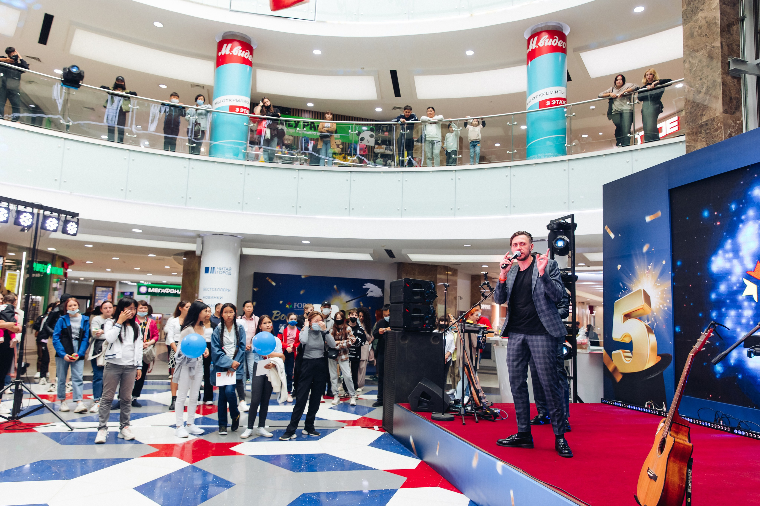 5 лет ТЦ Форум. Свадебный и семейный фотограф в Улан-Удэ