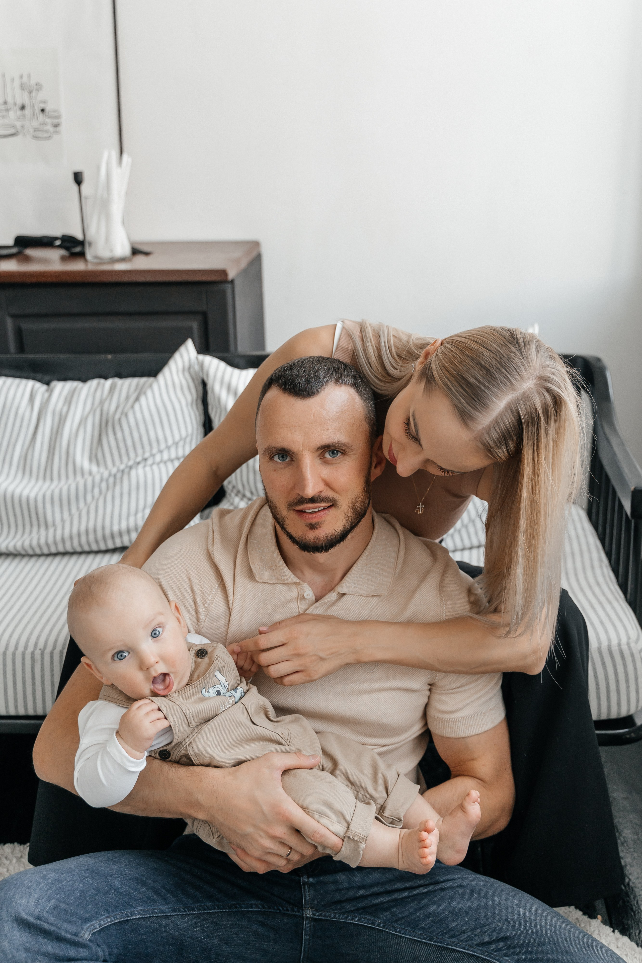 Саша, Юля и Лев. Волик Мария