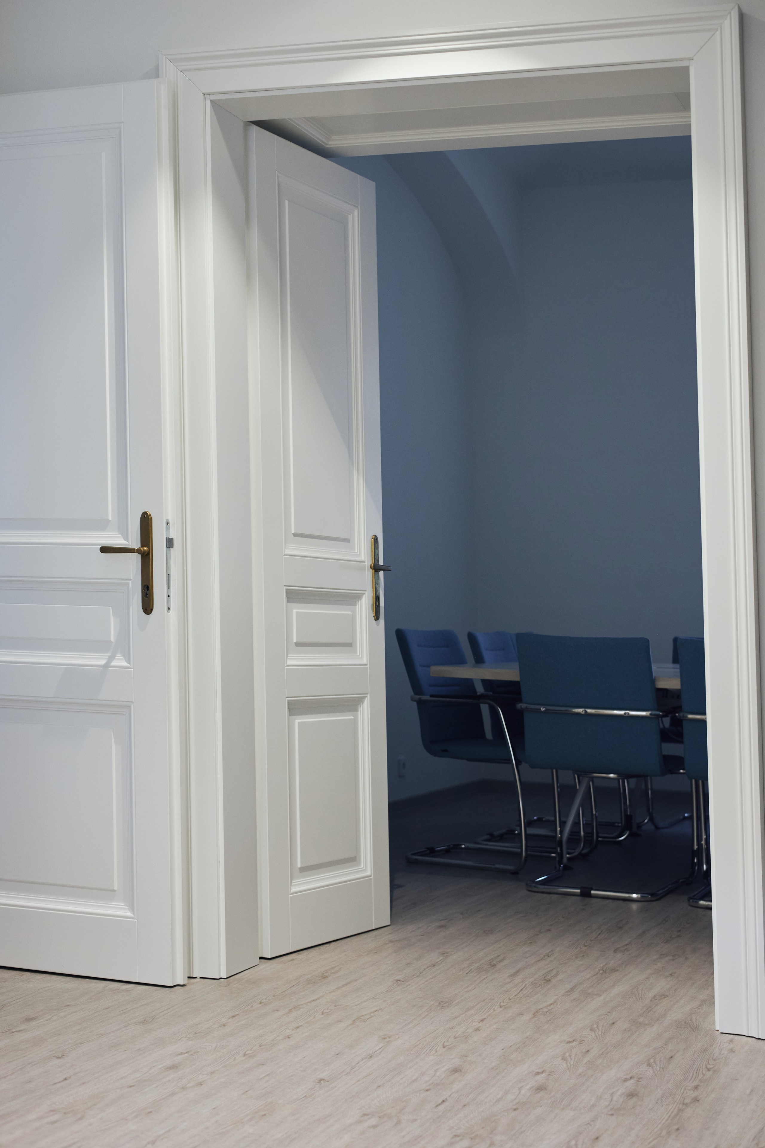 Floor. Коммерческий фотограф в Праге Кисель Екатерина