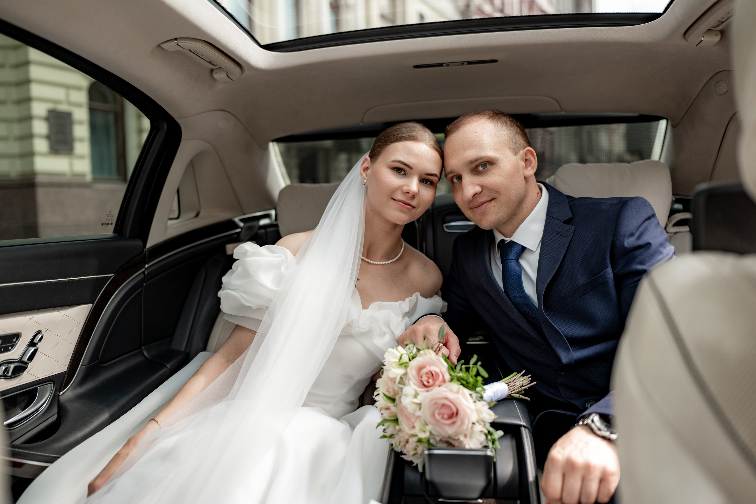 Свадебная фотосессия во дворце 2 на Фурштадской. Свадебный фотограф Александр Невский в Санкт-Петербурге