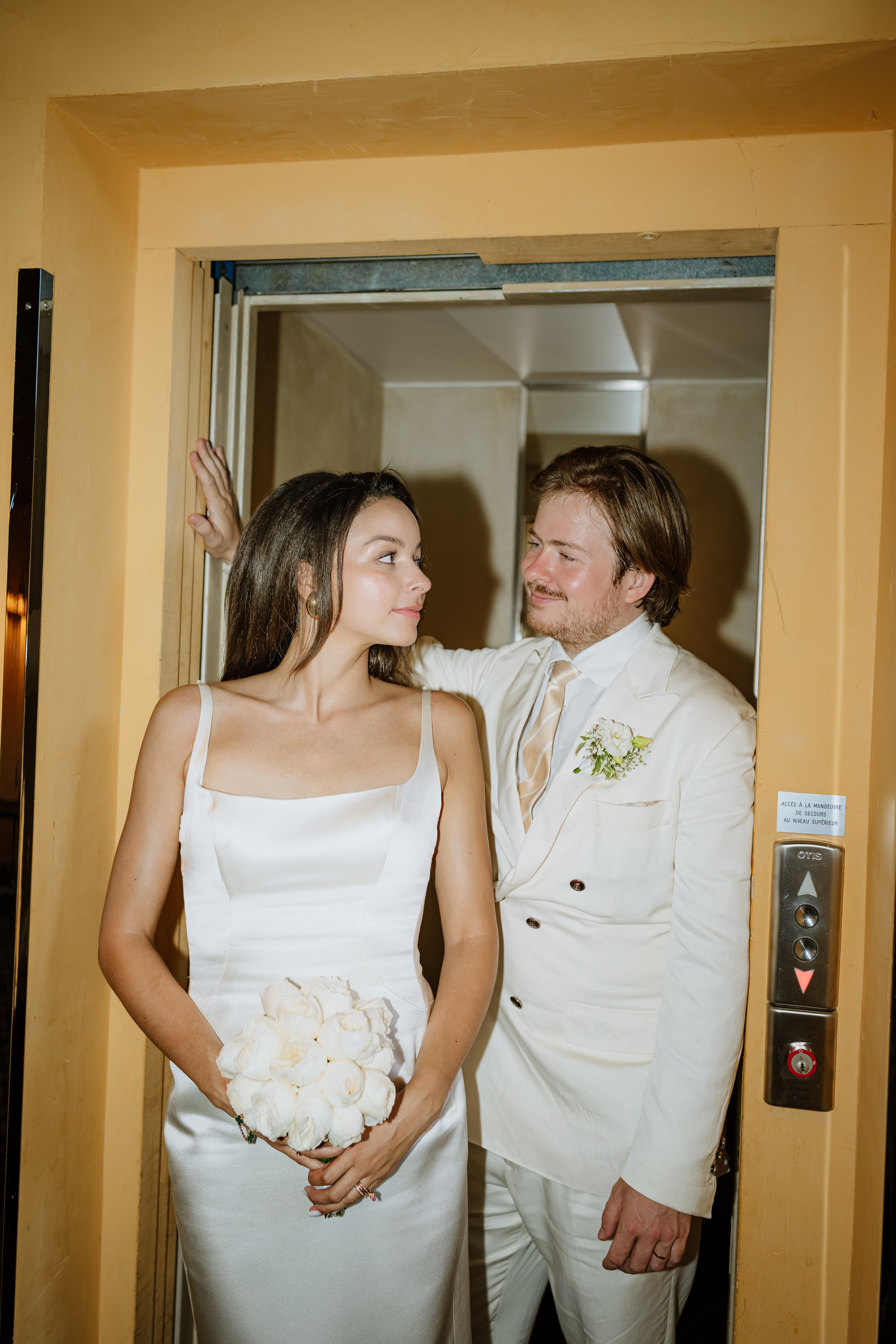 Laura & Aymeric | Hotel La Réserve Genève. Professional Wedding Photographer Geneva & Romande Switzerland | Tanya Creator