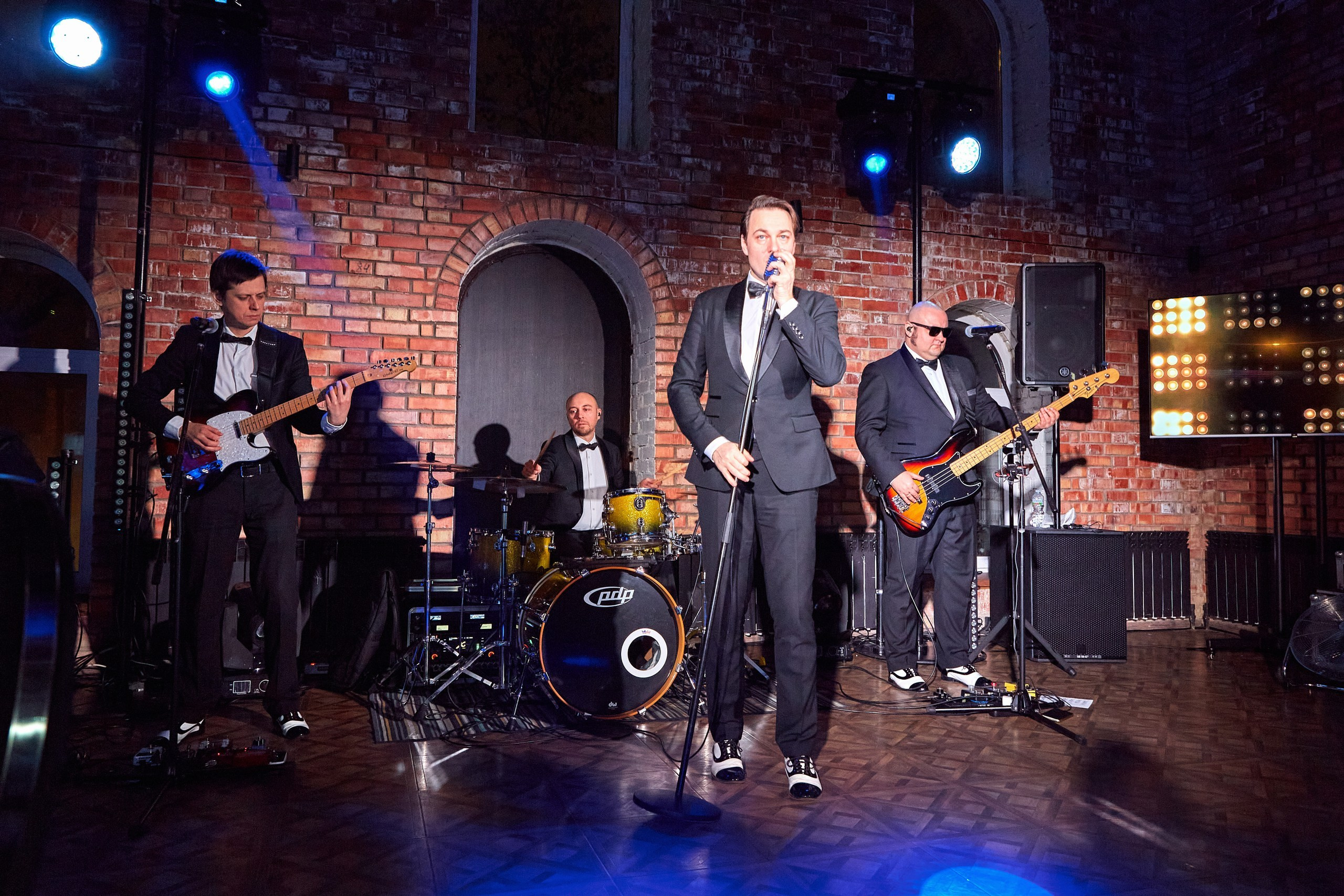 Компания Clarity / Пространство HIDE. Антон Артюшин, портретный фотограф. Москва