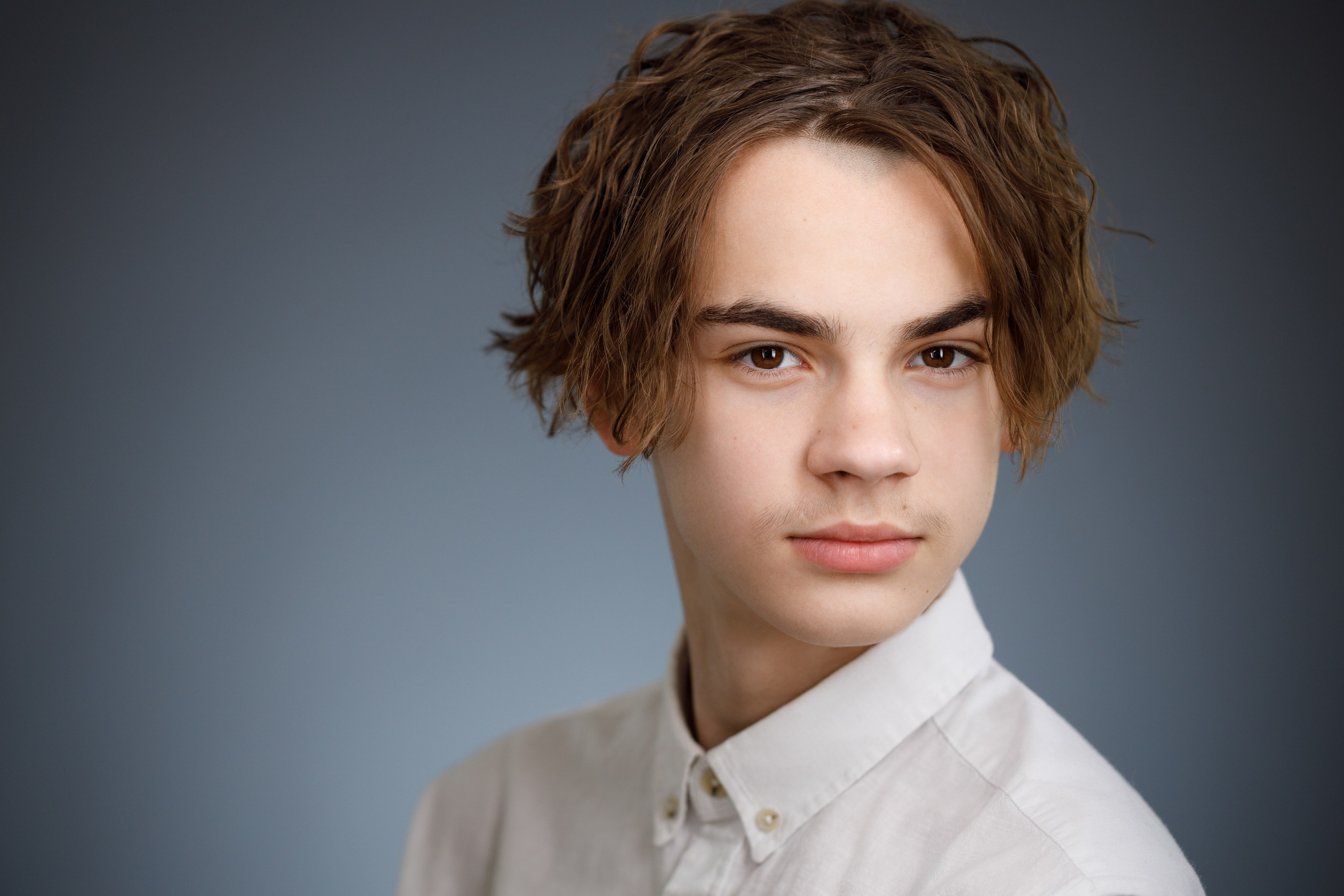 A portrait session for a family. Headshot & portrait photographer Alexei Shendrick