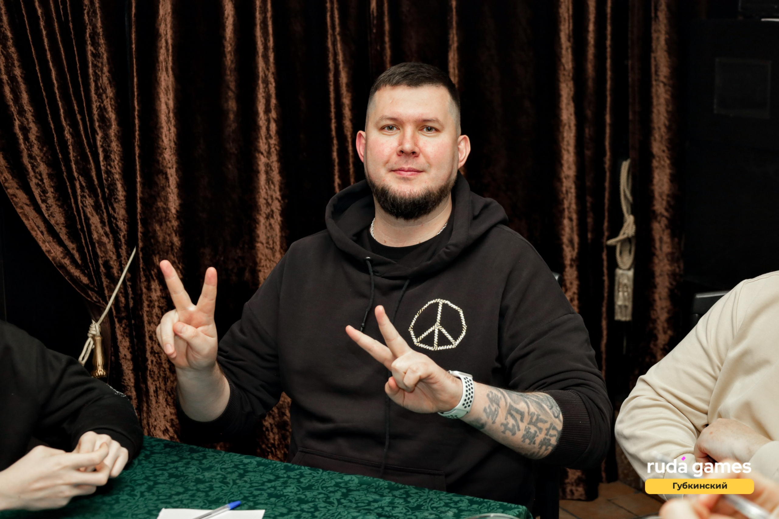 1 сентября. Фотограф в Губкинском | Александра Артамонова