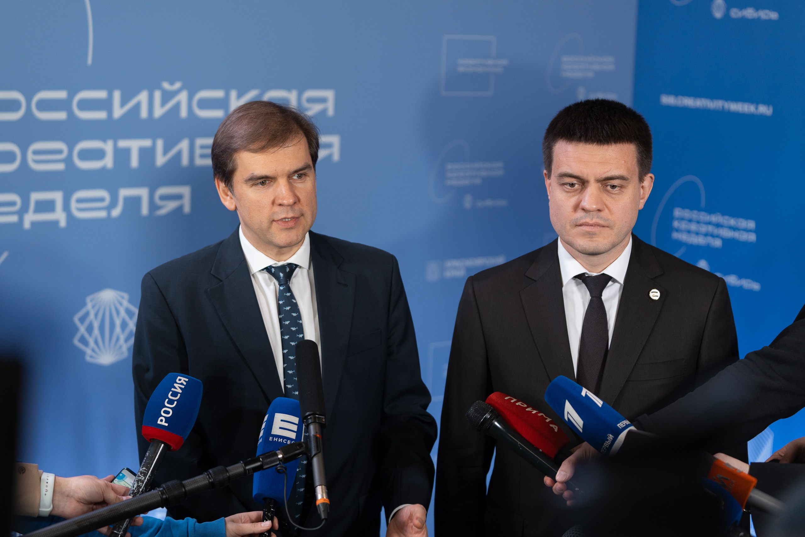 Российская креативная неделя. Репортажный фотограф Красноярск Алекс Чампакхам