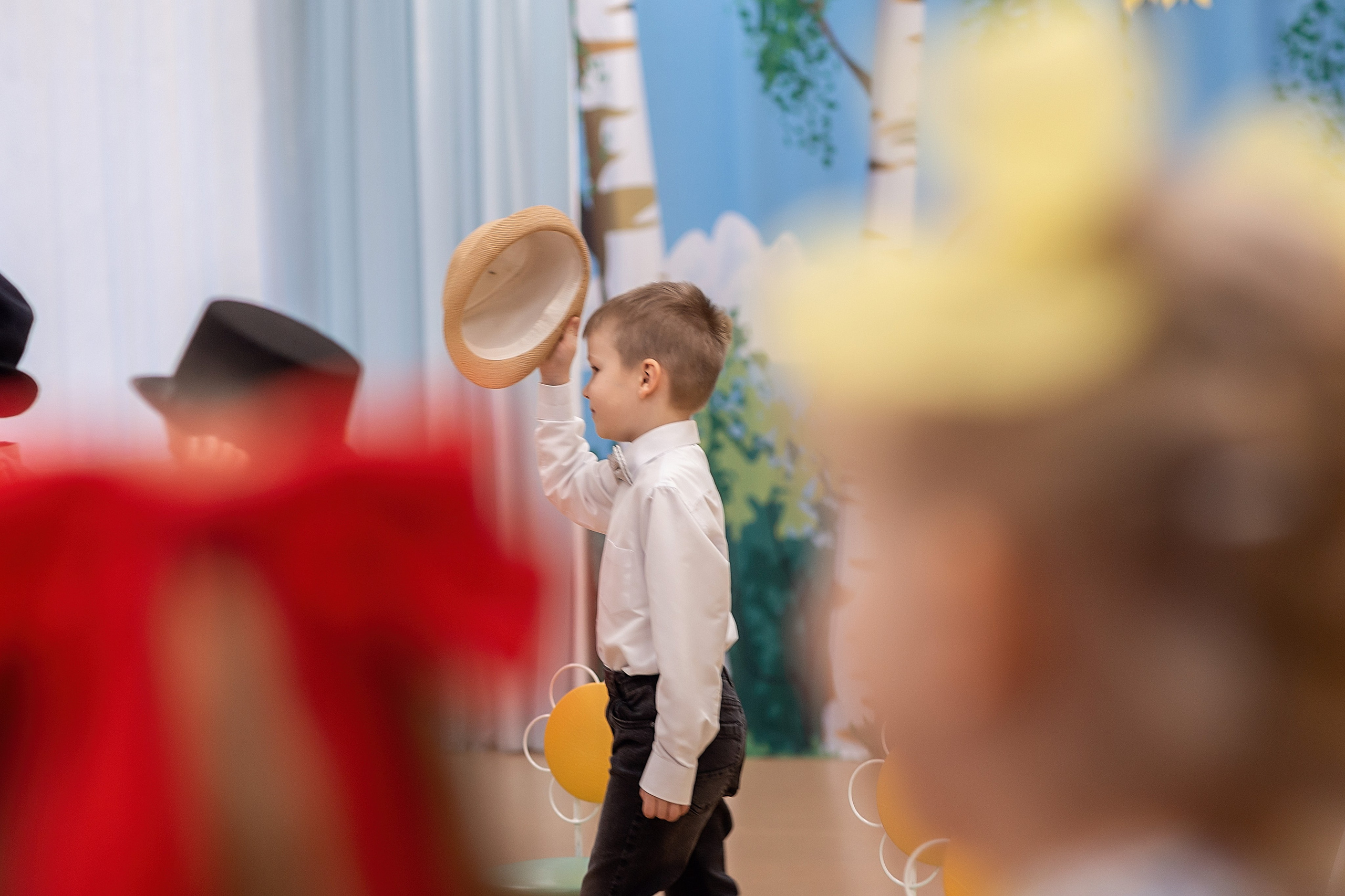 Весенний утренник_старшая группа_2025. Семейный фотограф в Санкт-Петербурге