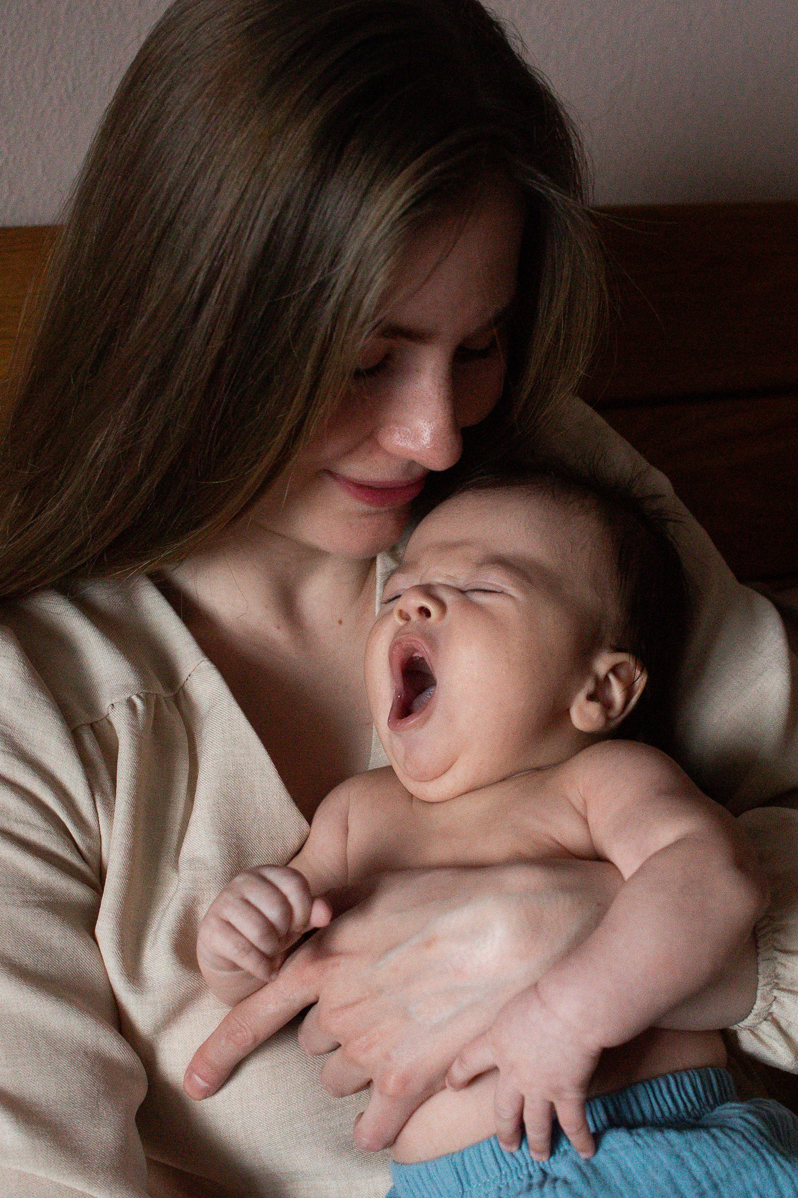 Оля, Андрей, Даня и Паша, домашняя фотосессия с грудничком. Семейный фотограф в Москве Марина Петра