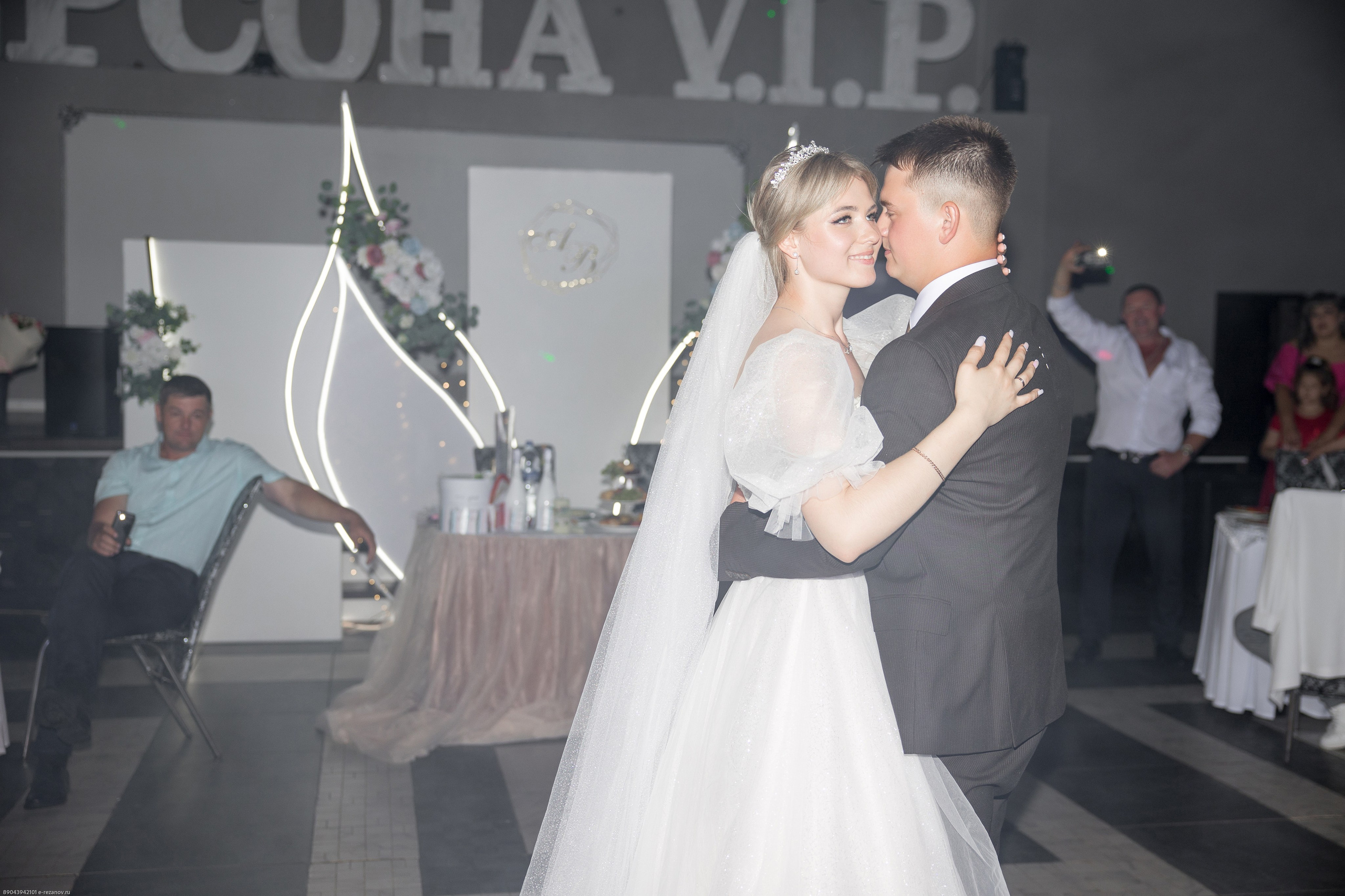 Андрей и Владислава. Свадебный и семейный фотограф Евгений Резанов