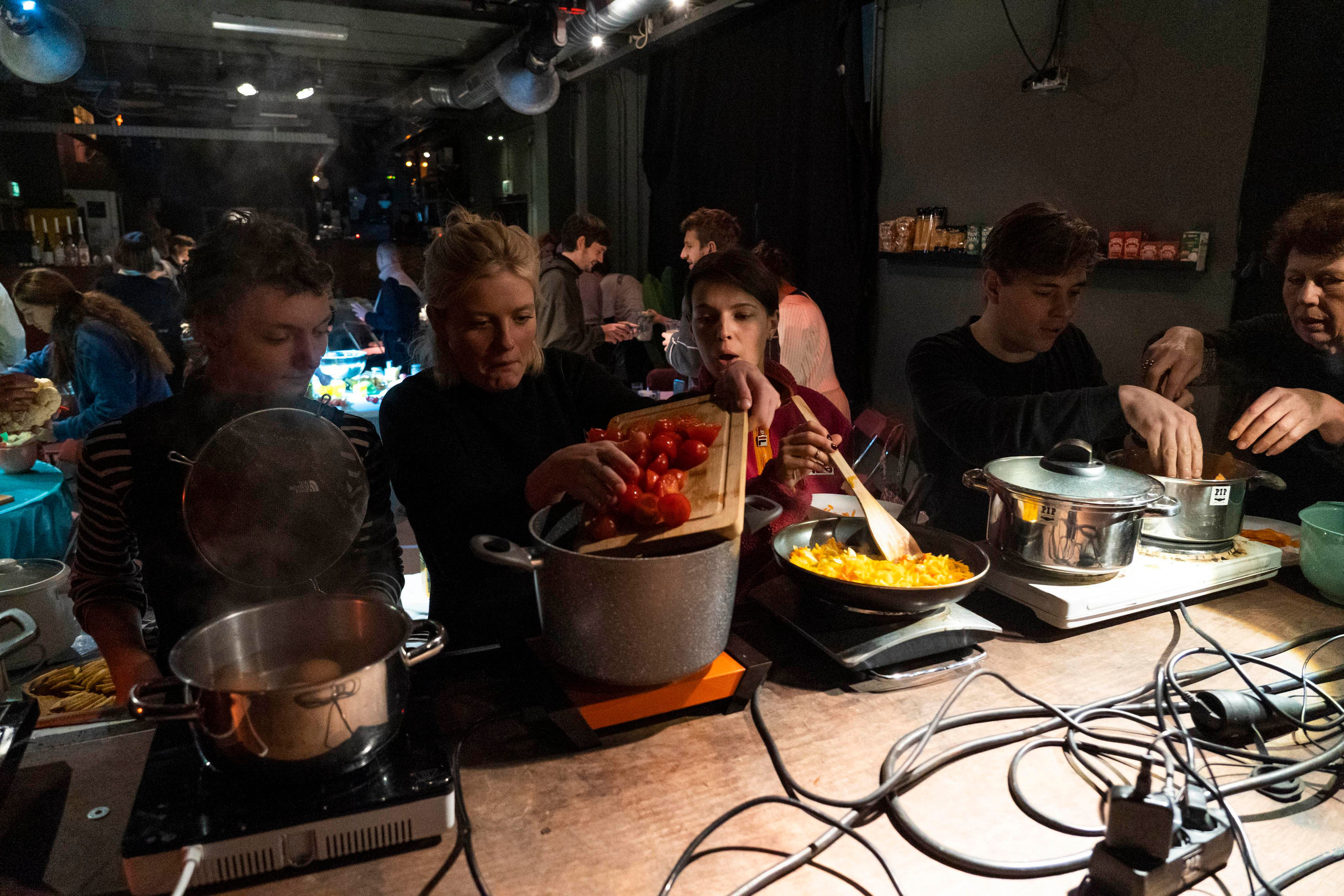 Dinner for Tired and Busy People. Jana Romanova