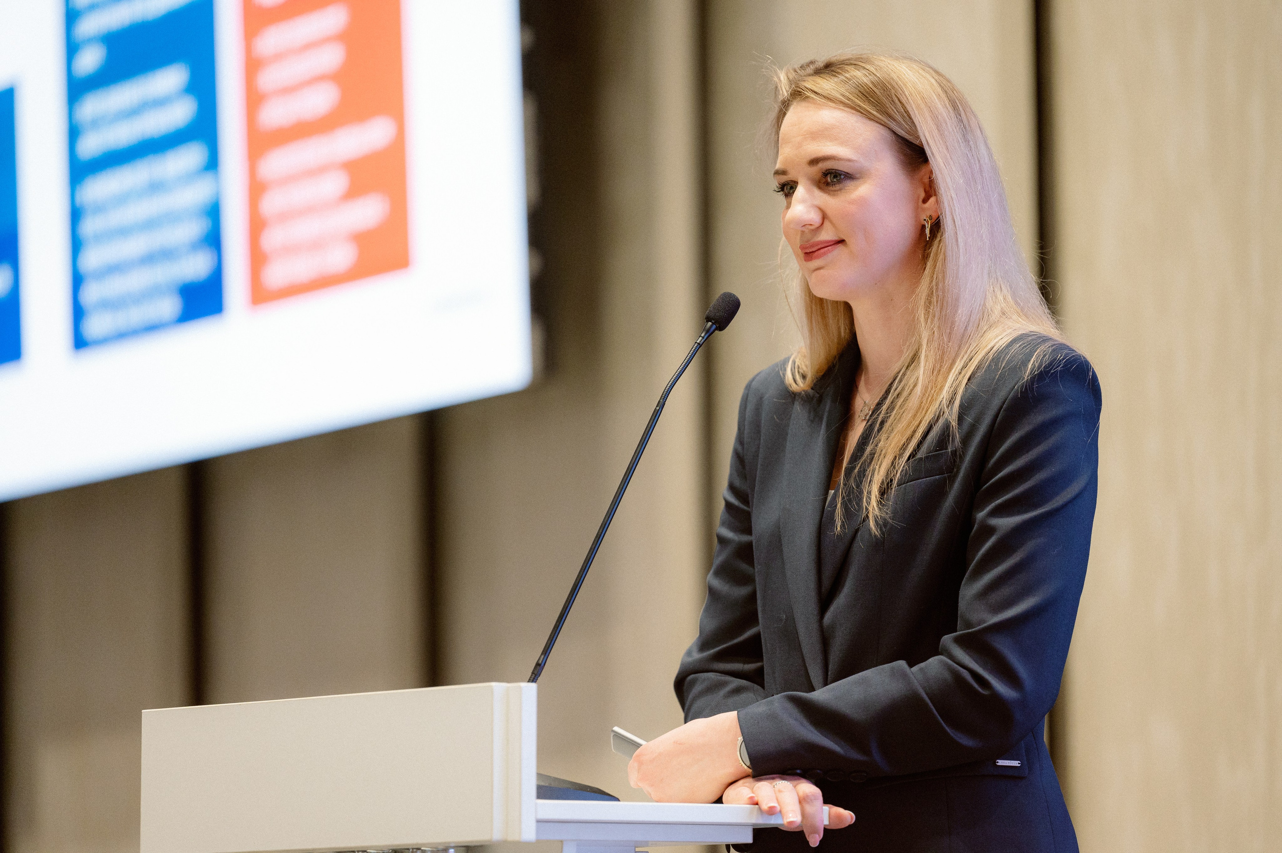 Газпром конференция. Фотограф Павел Петров г. Тюмень