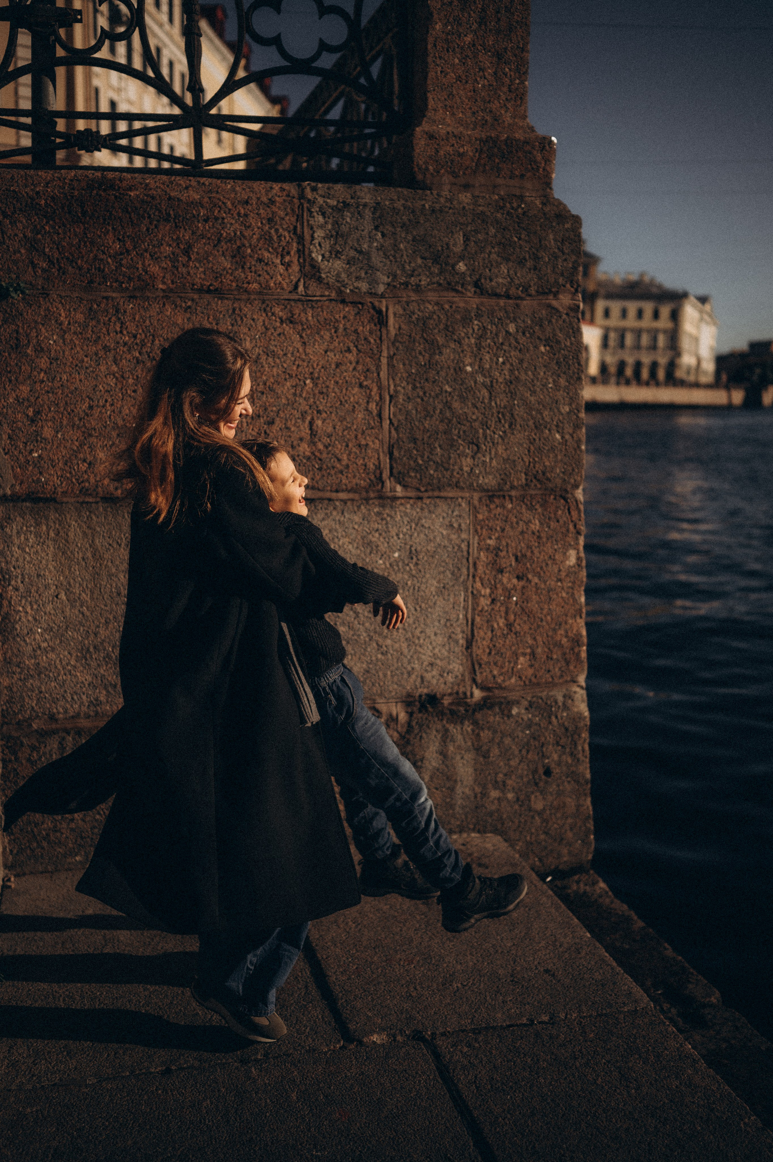 Мария, Миша и Ваня в Питере. Фотограф Горбенко Анна