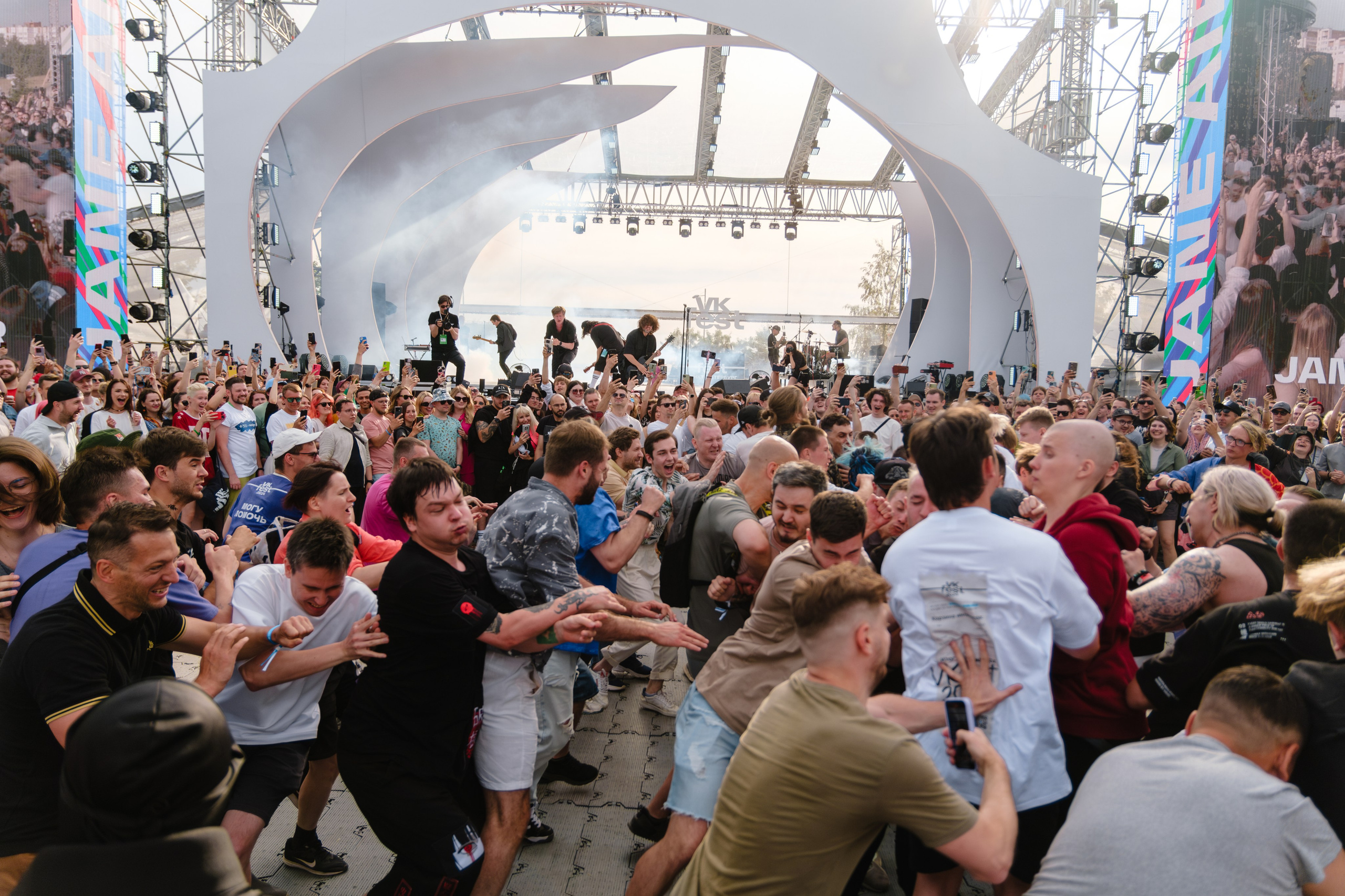 Концертные съемки. Фотограф и видеограф в Северной столице